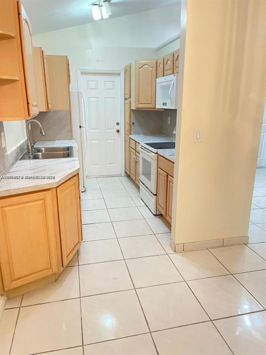 17220 Sw 93rd Avenue 0 Property Photo 8