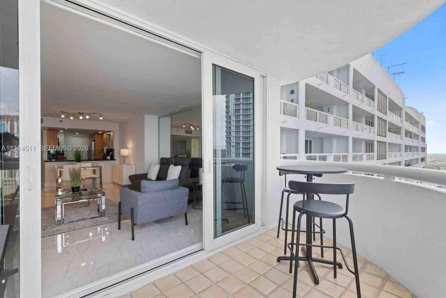 1717 N Bayshore Drive C-4037 Property Photo 5