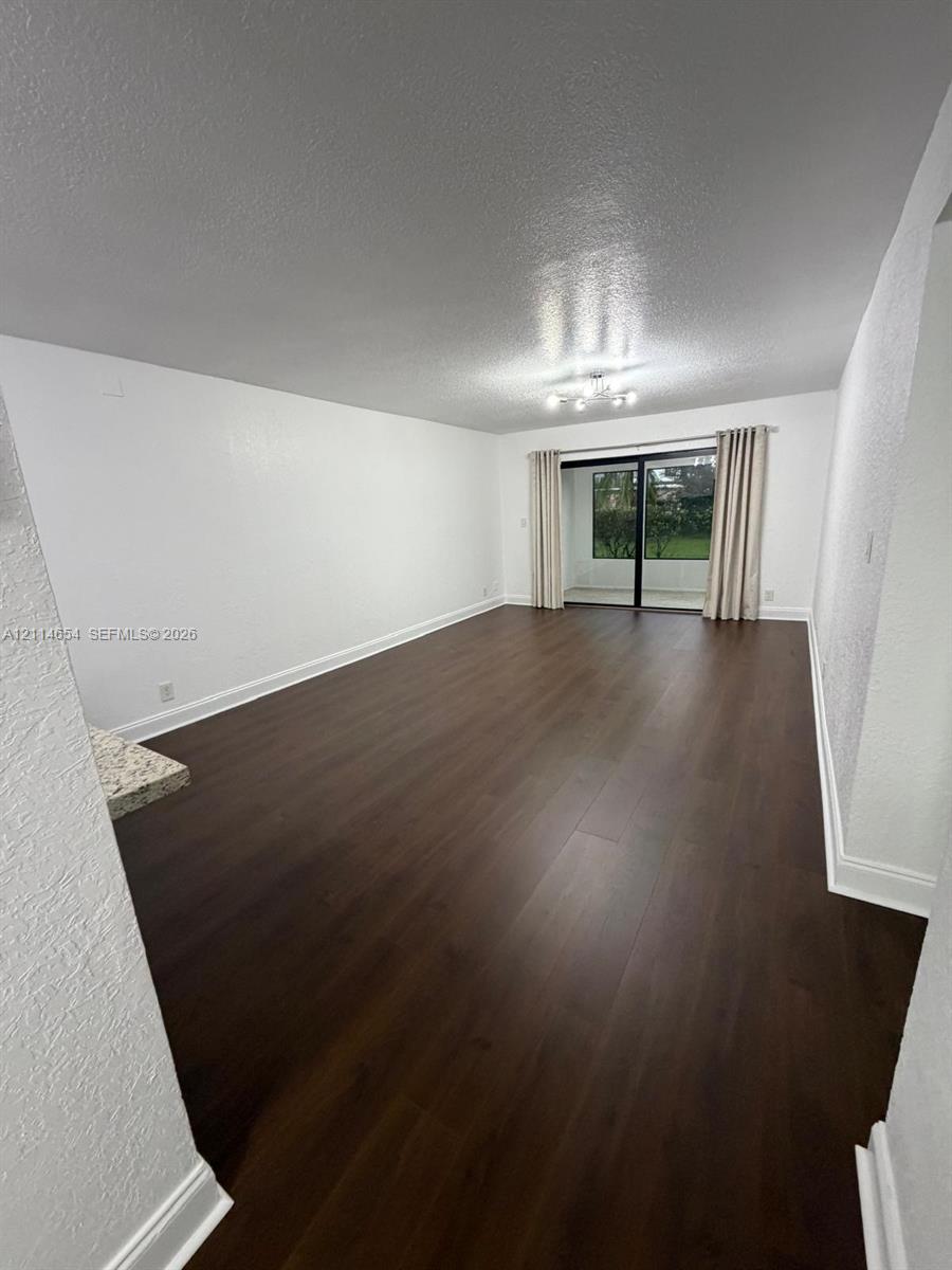 9355 Sw 8th Street 124 Property Photo 6