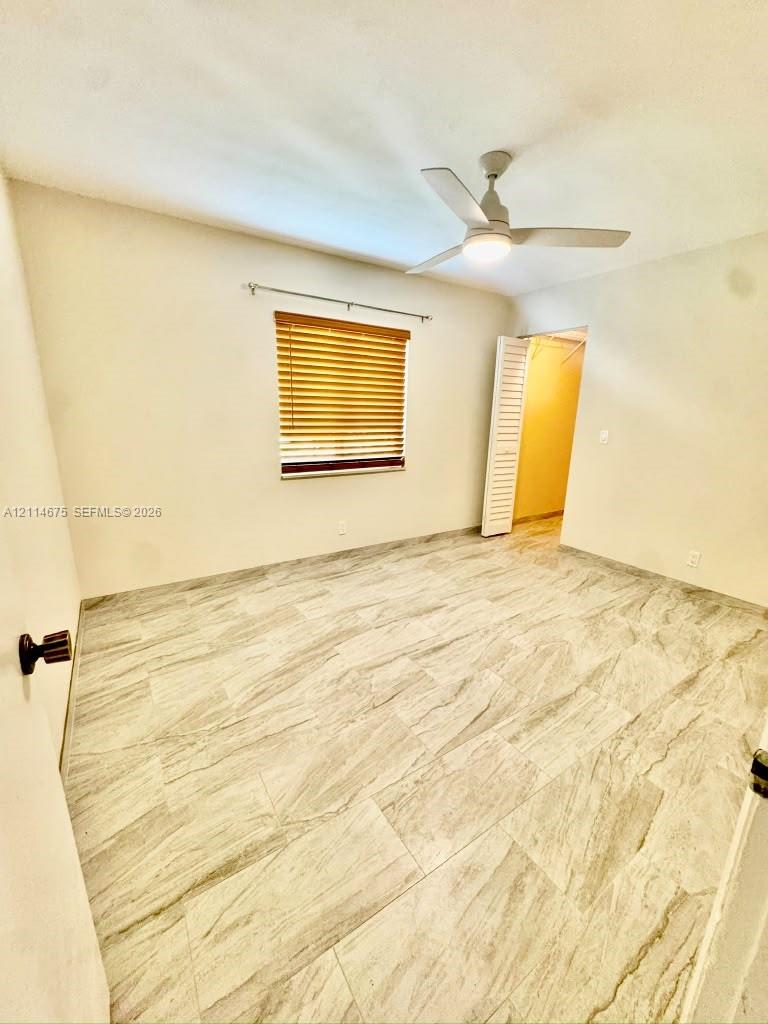 A12114675 Property Photo 14