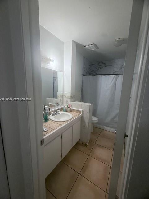 1177 Sussex Drive Property Photo 15