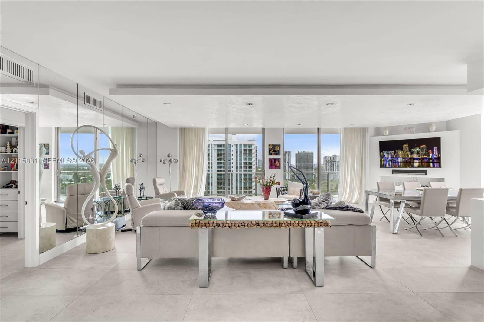 17301 Biscayne Boulevard 2101 Property Photo 4