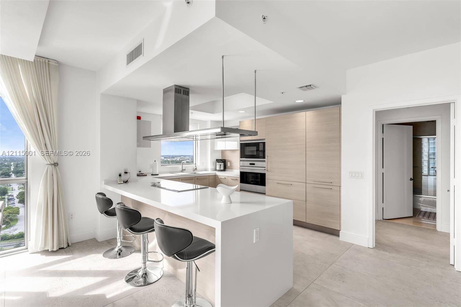 17301 Biscayne Boulevard 2101 Property Photo 14