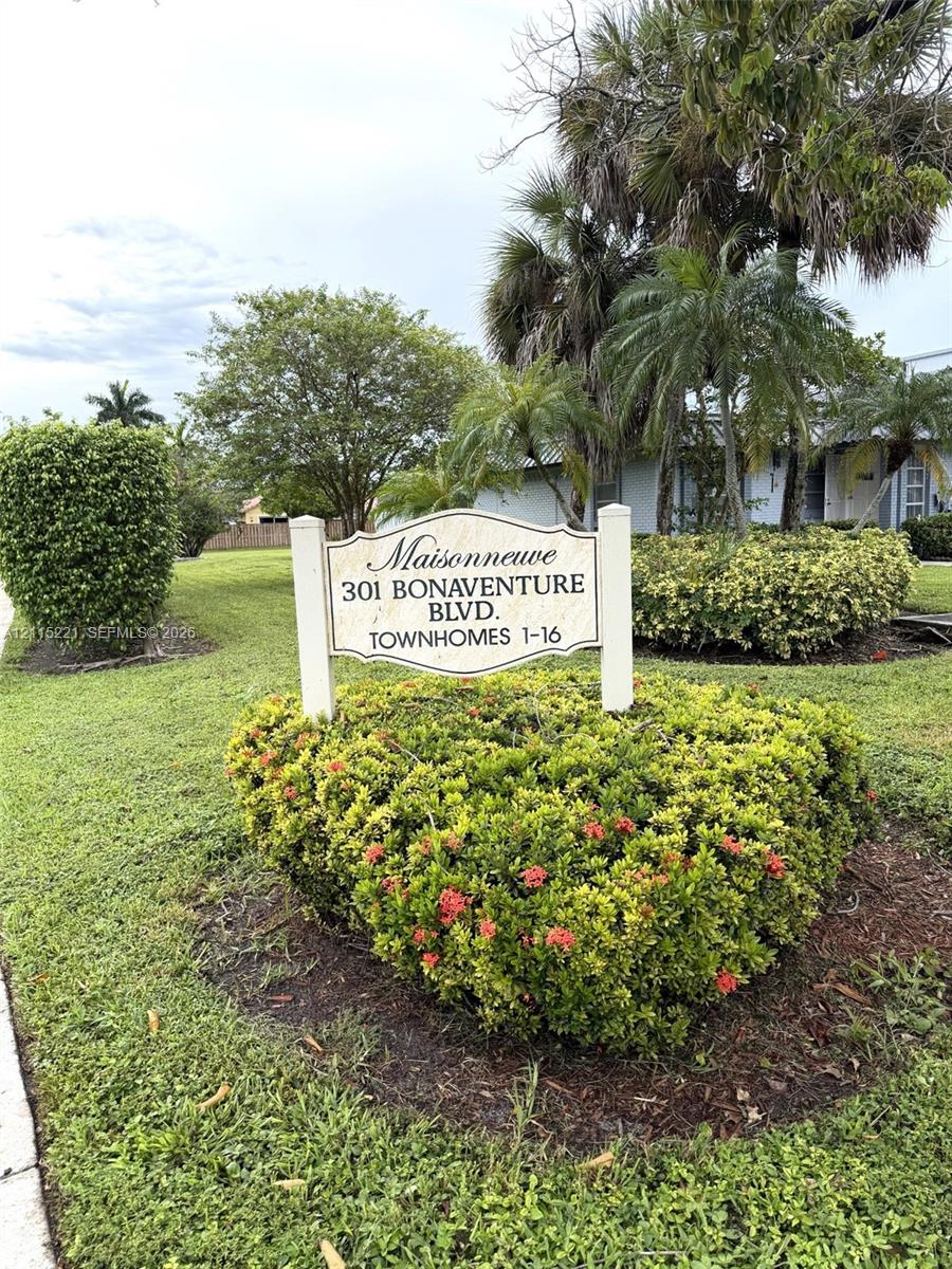 301 Bonaventure Boulevard 15 Property Photo 1