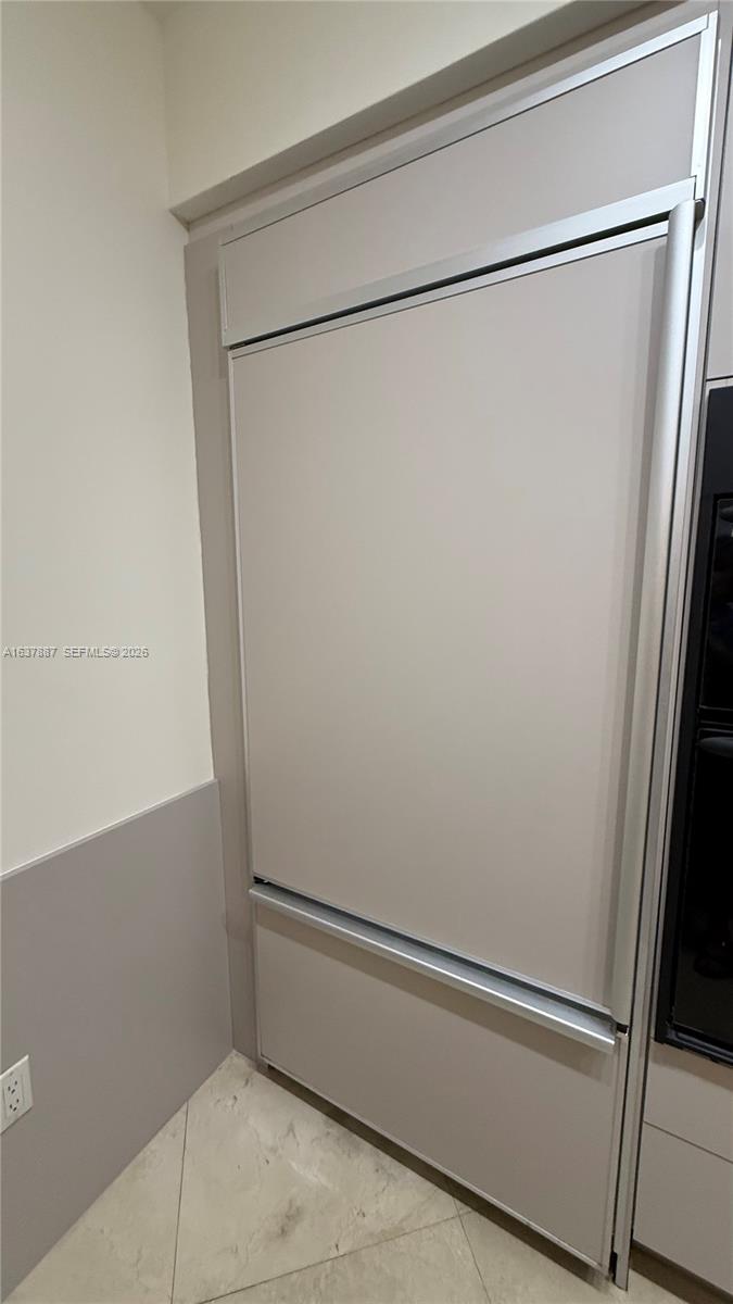 A1637887 Property Photo 9