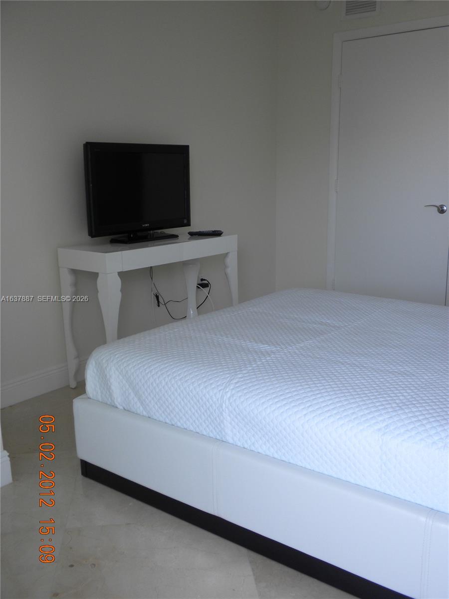 A1637887 Property Photo 16