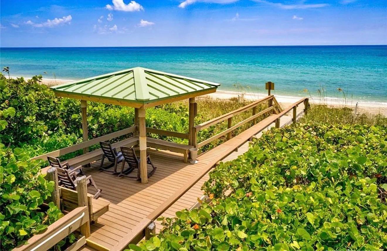 9900 S Ocean Drive 1 Property Photo 19