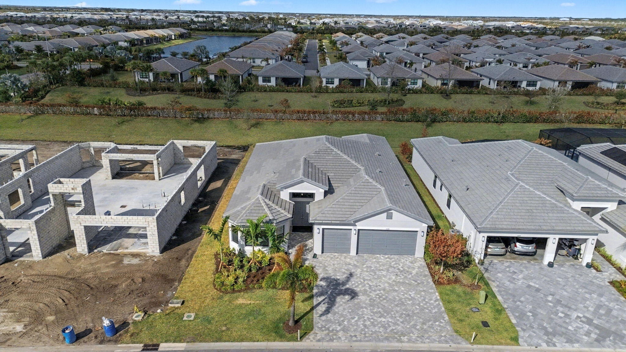 12476 Sw Pink Playa Parkway Property Photo 2