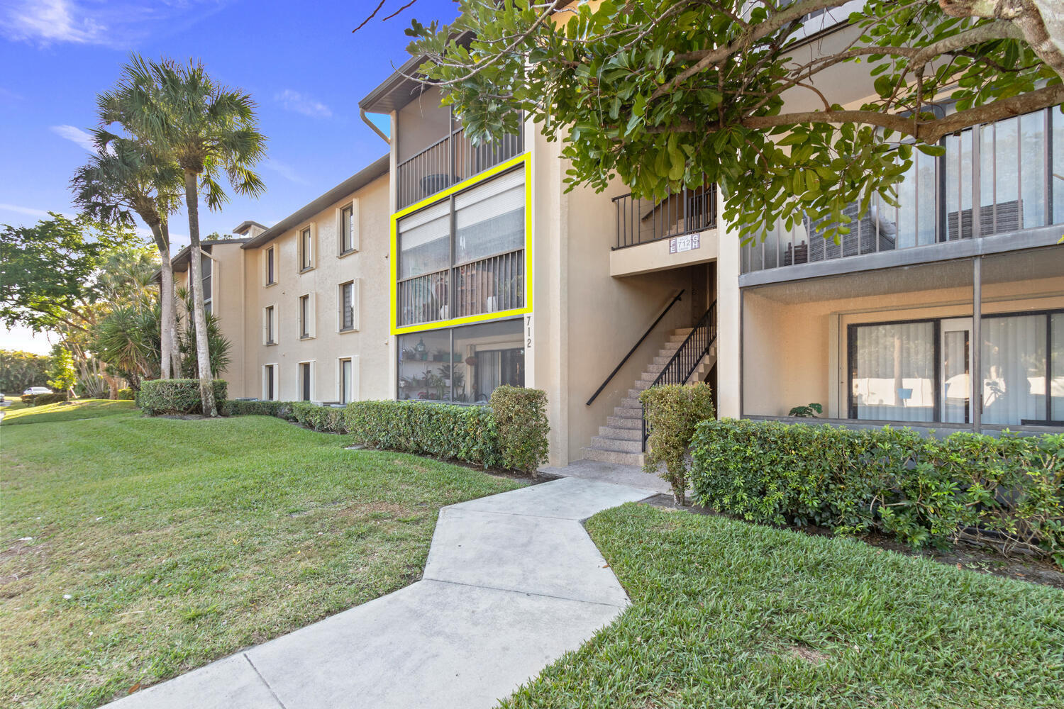 712 Sunny Pine Way E2 Property Photo 3