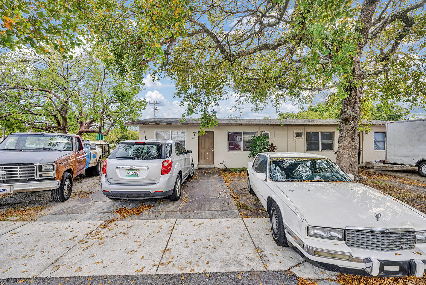 2100 NW 27th Street