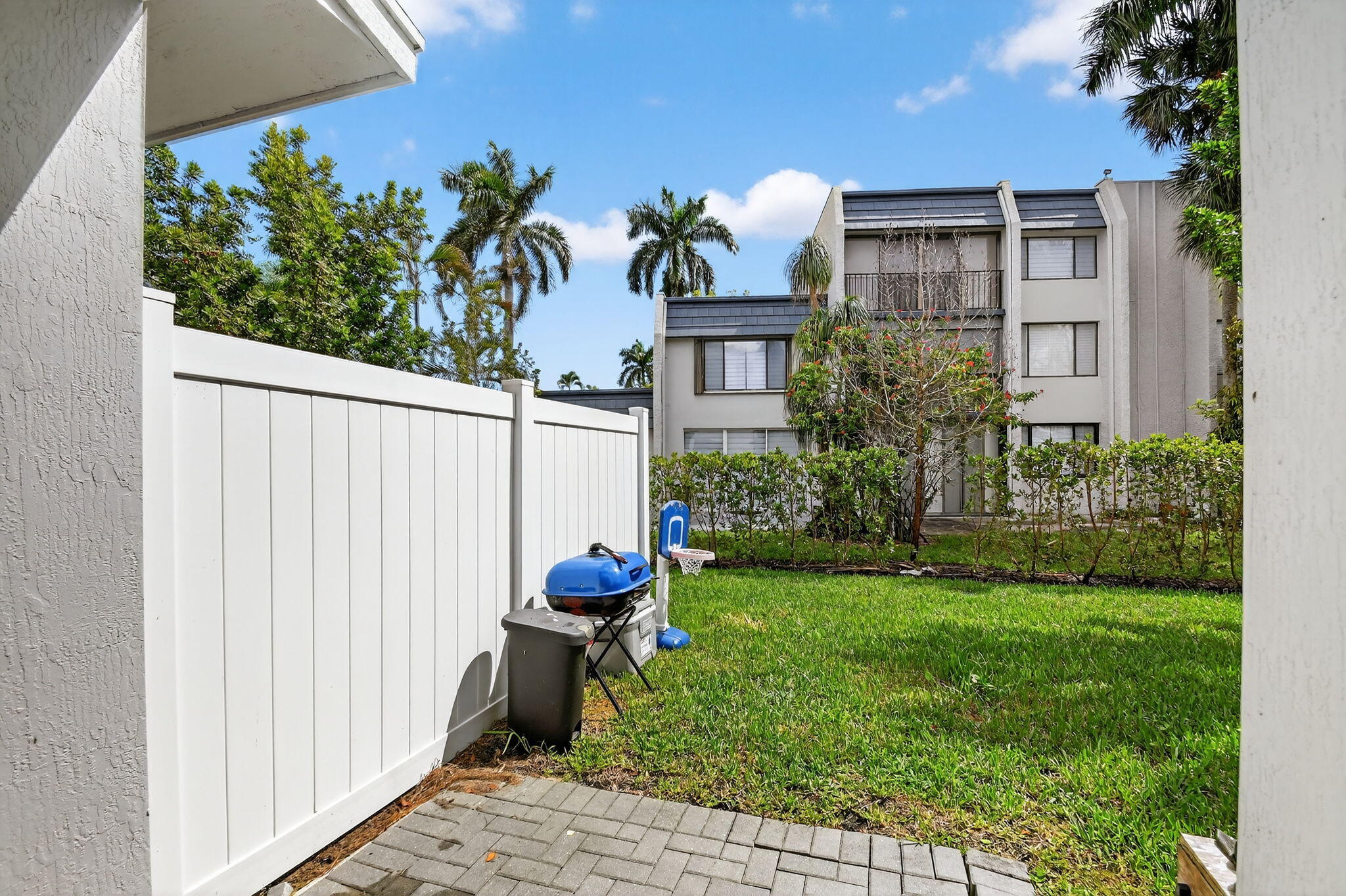 4326 Hammock Grove Drive Property Photo 27