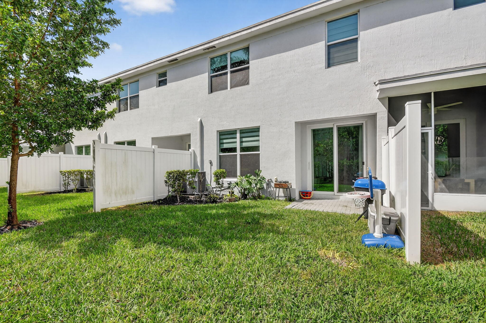 4326 Hammock Grove Drive Property Photo 30