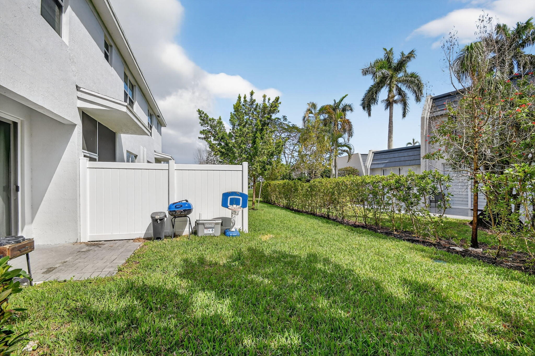 4326 Hammock Grove Drive Property Photo 33