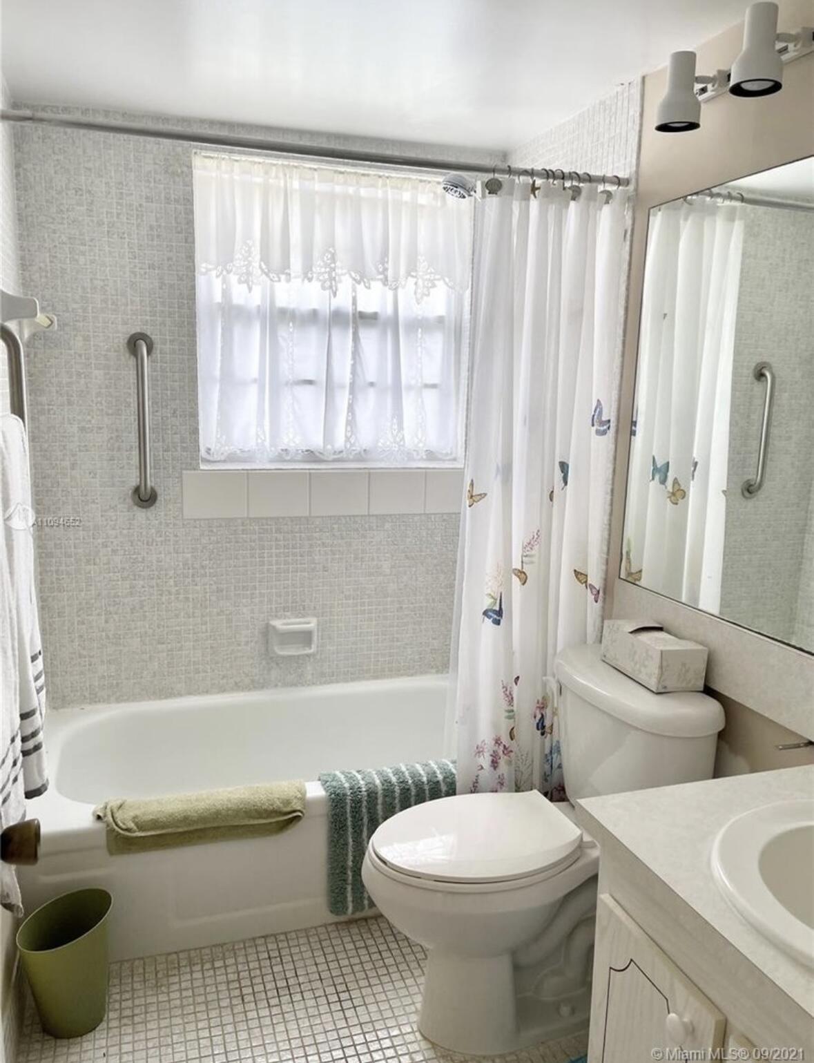 84 Brighton B Property Photo 16
