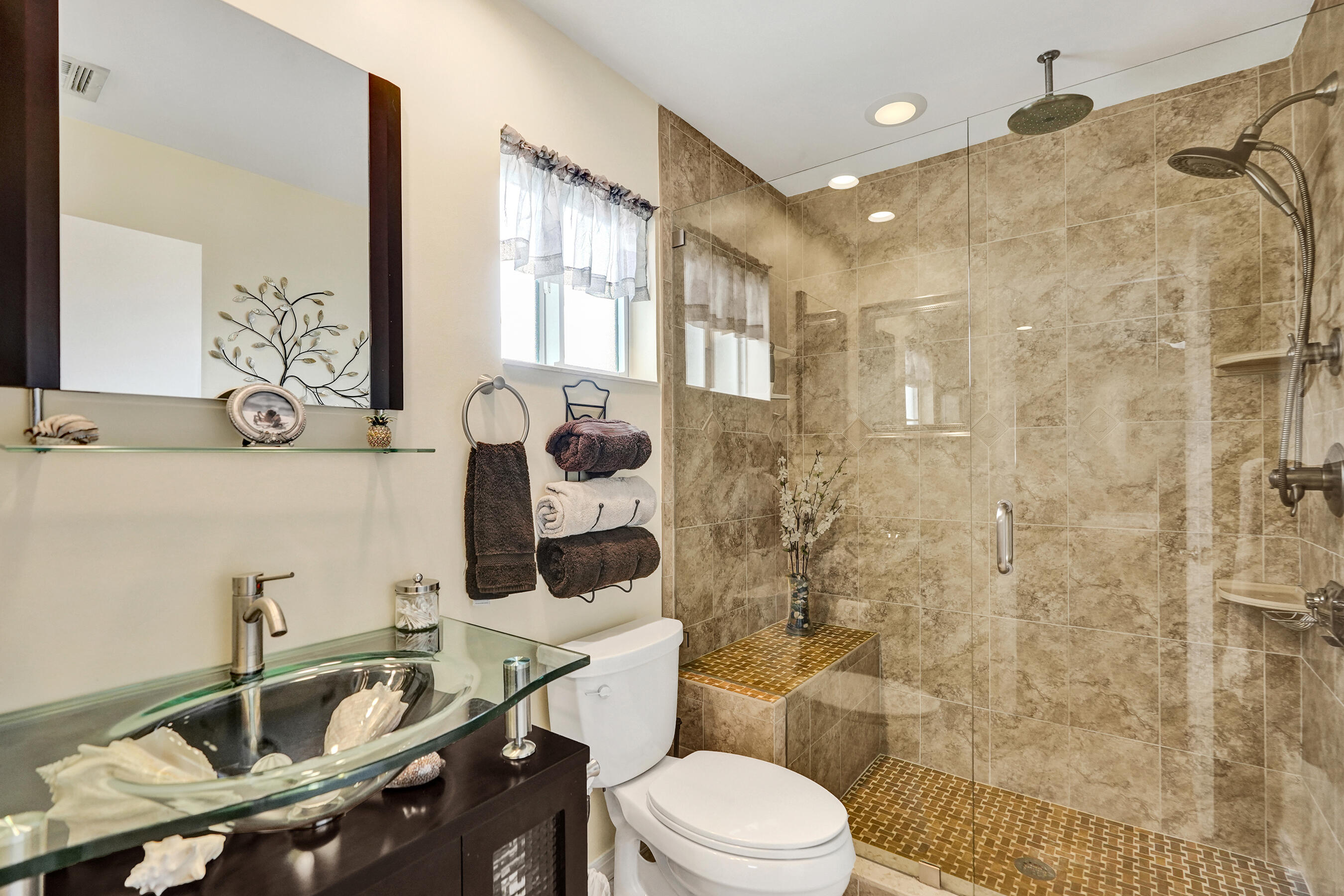 3001 Ne 45th Street Property Photo 16