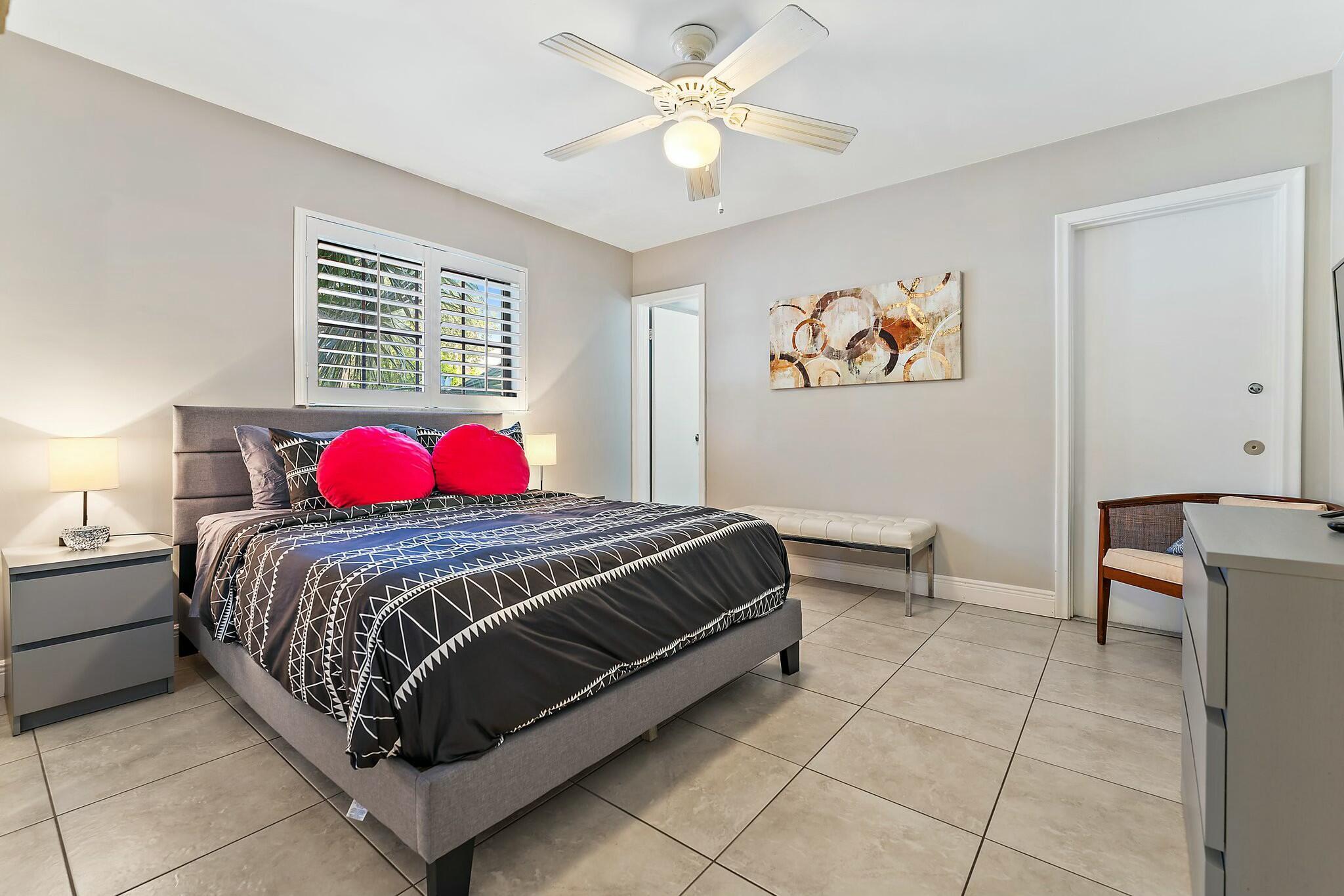 3036 Park Avenue Property Photo 13