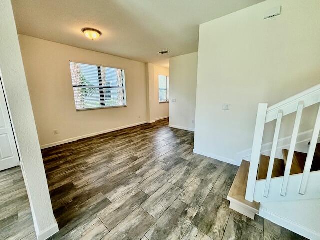 5309 Santa Maria Avenue Property Photo 4
