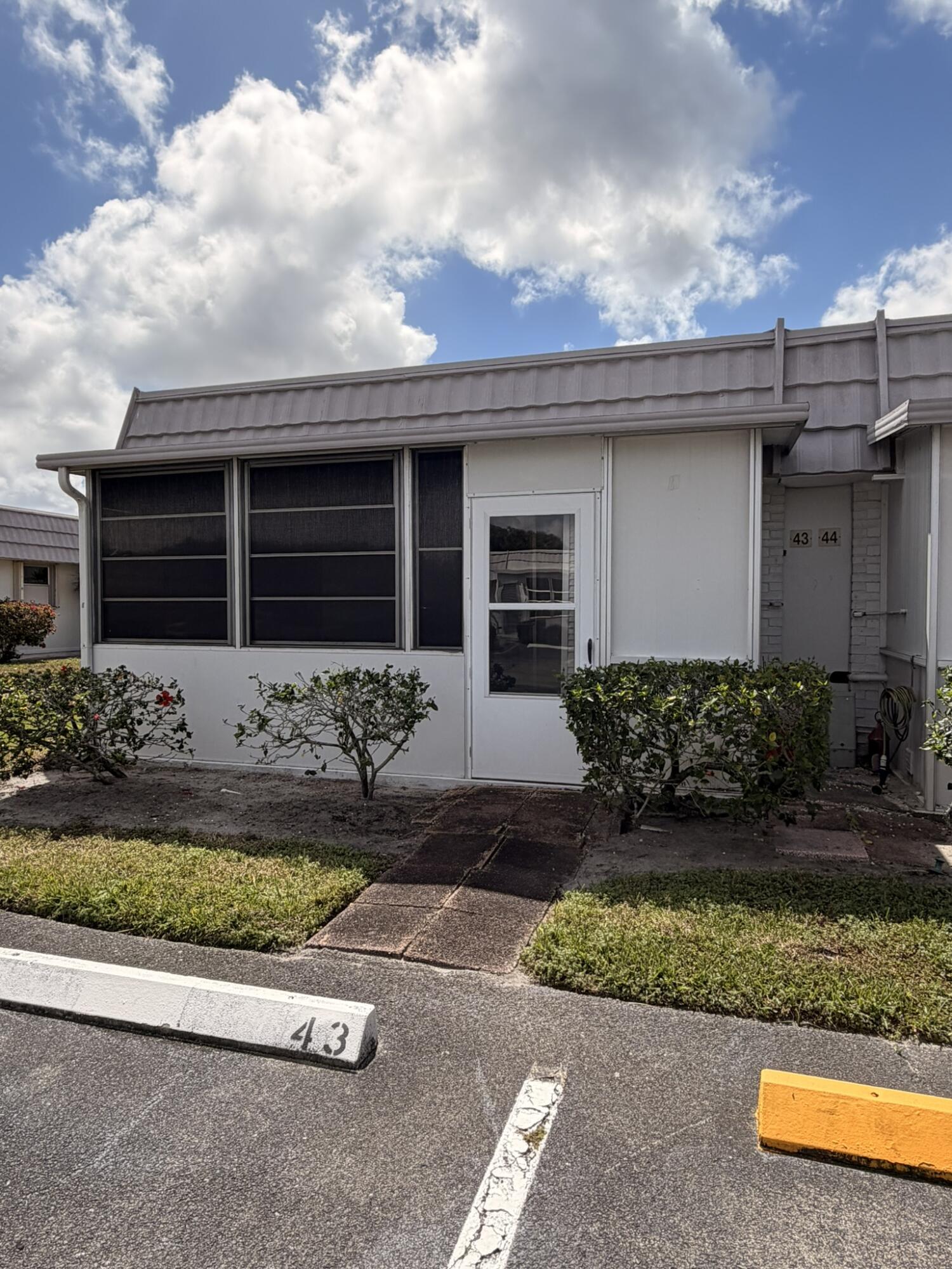 43 Valencia B Property Photo 2