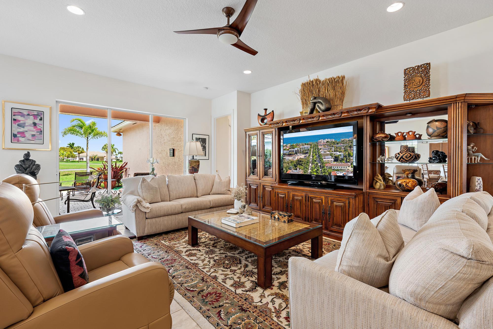 10675 La Strada Property Photo 7