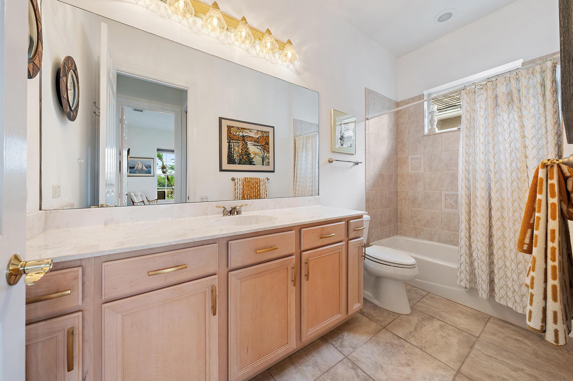 10675 La Strada Property Photo 15