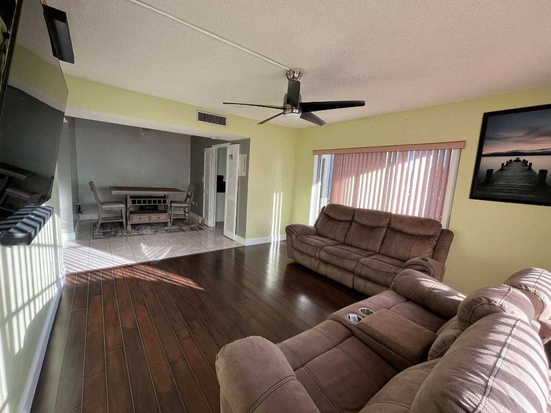 4170 Inverrary Drive 211 Property Photo 2