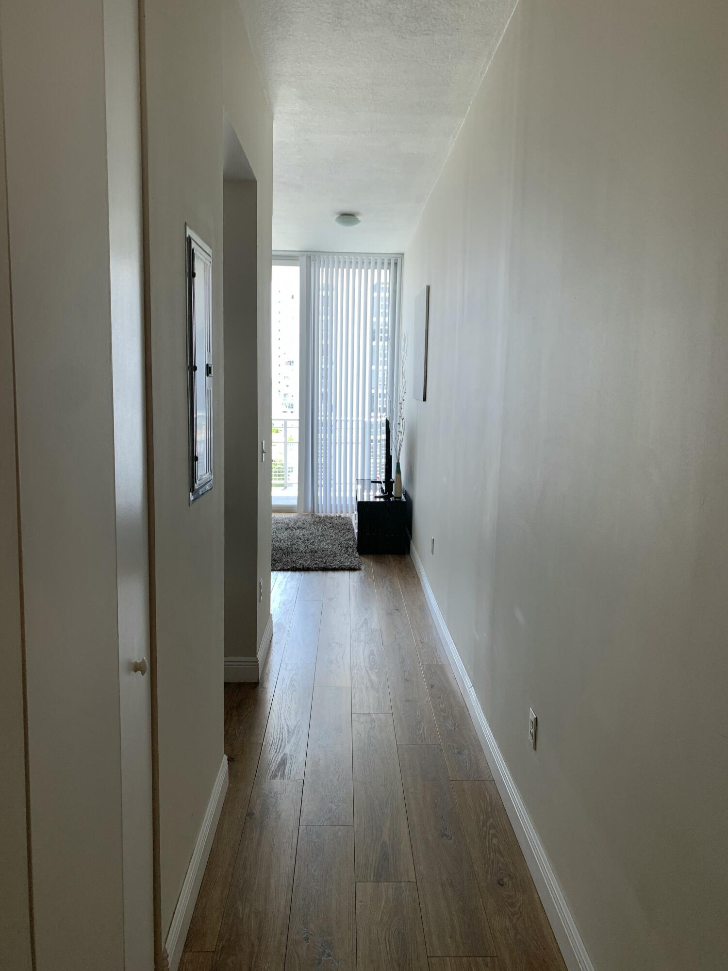 2200 Ne 4th Avenue 805 Property Photo 11