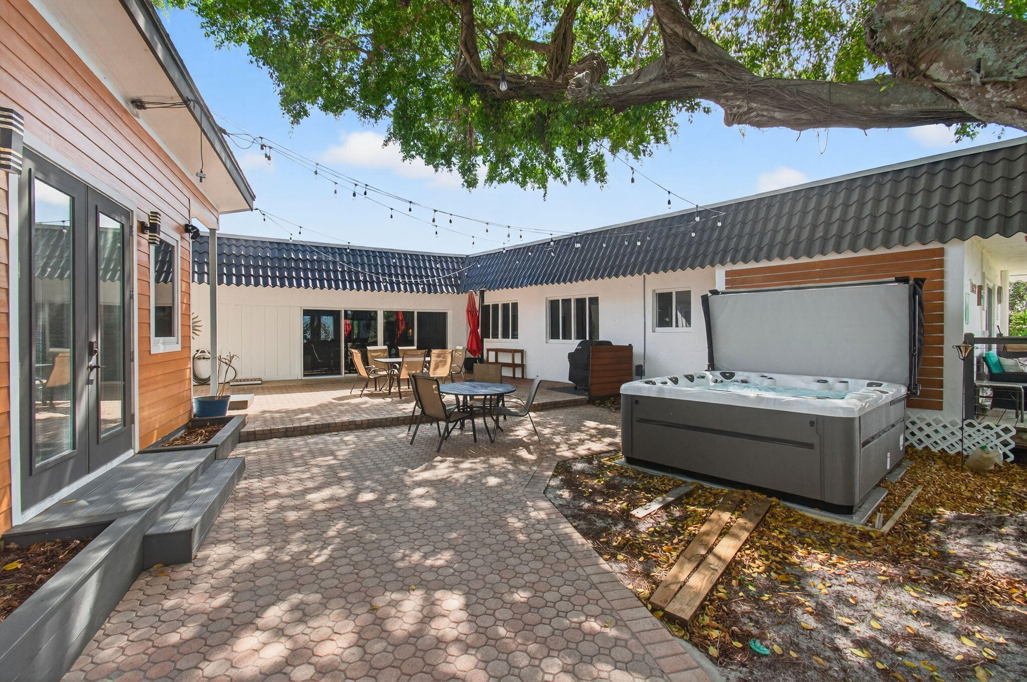 6647 Paul Mar Drive Property Photo 10