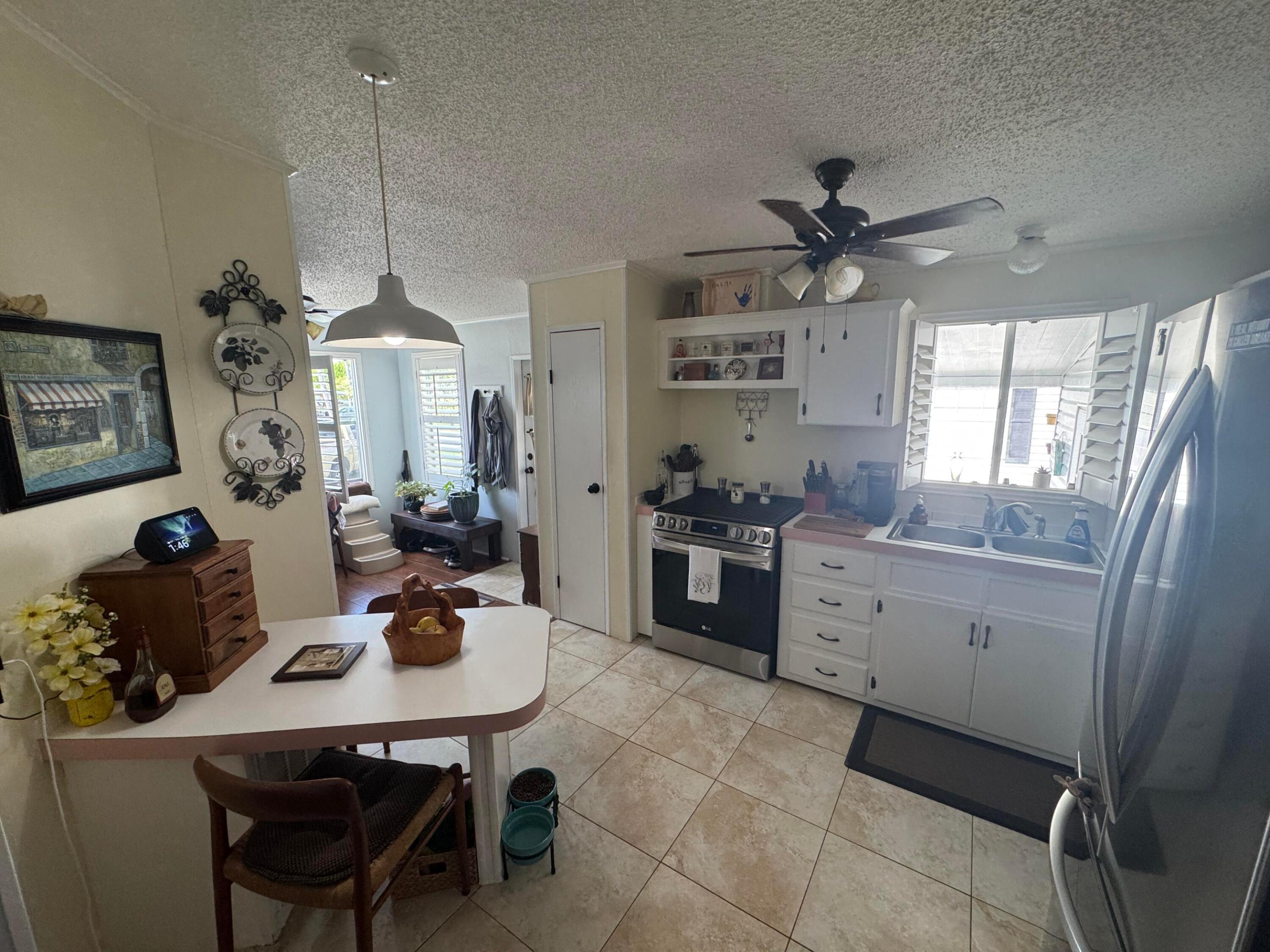 5680 Boca Chica Court Property Photo 3