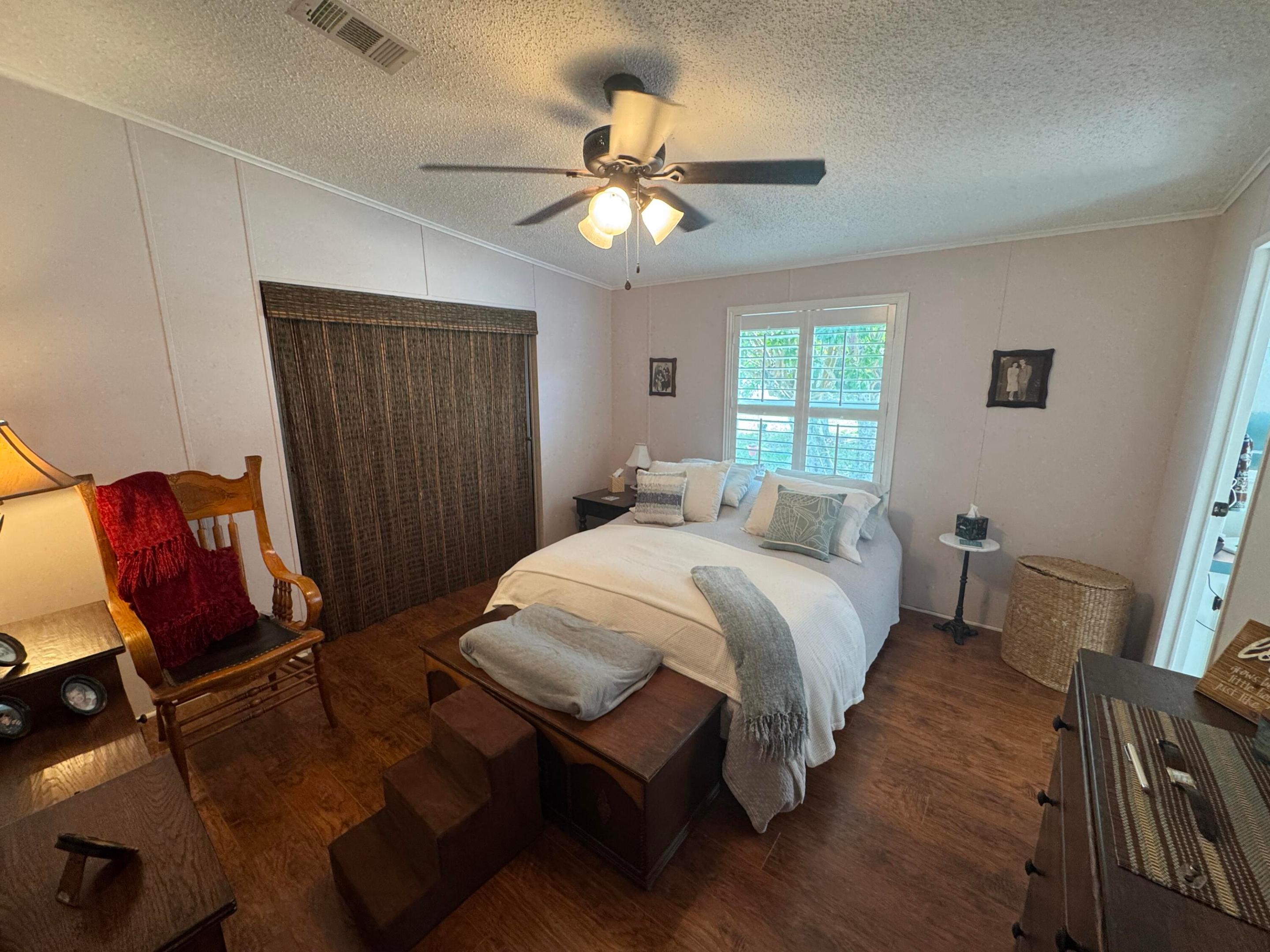 5680 Boca Chica Court Property Photo 10