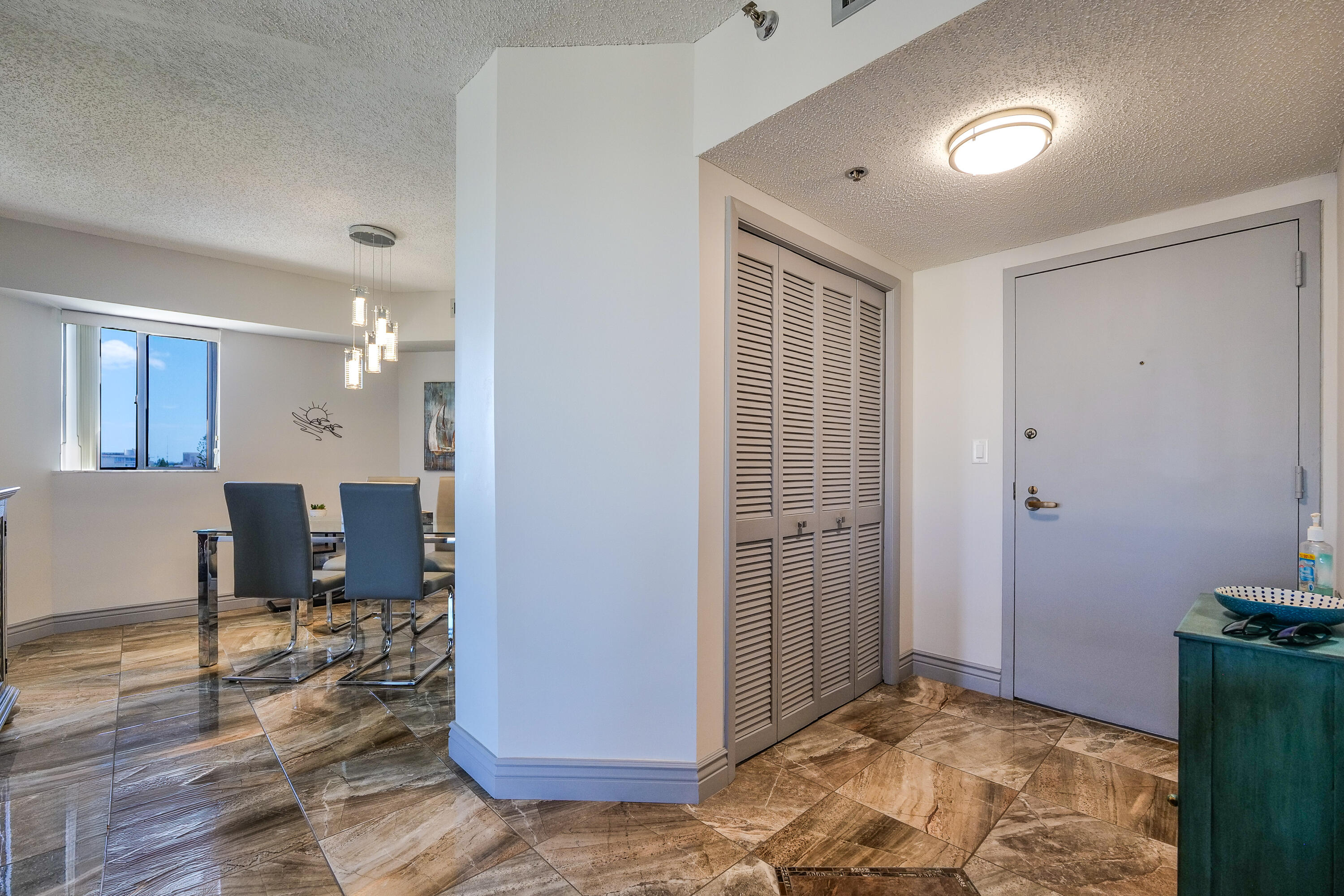 7100 Radice Court 808 Property Photo 8