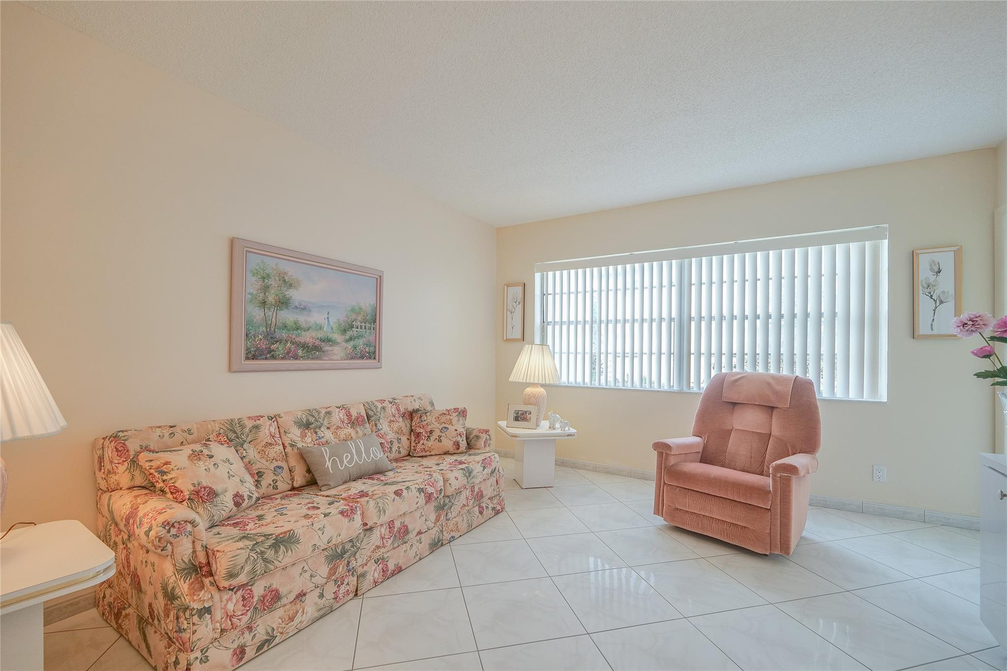 3431 Nw 50th Avenue 213 Property Photo 4