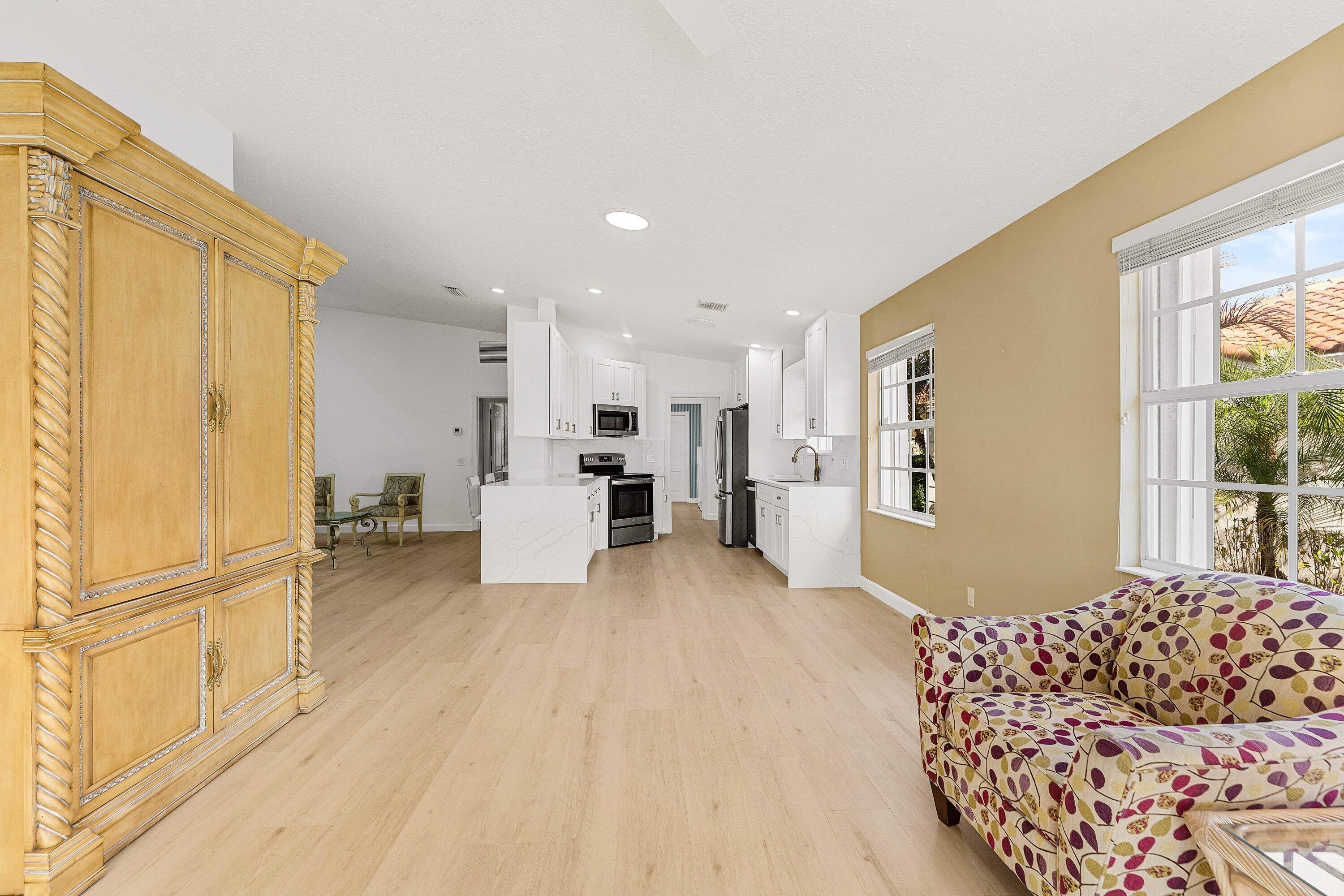 7754 Nile River Road Property Photo 11