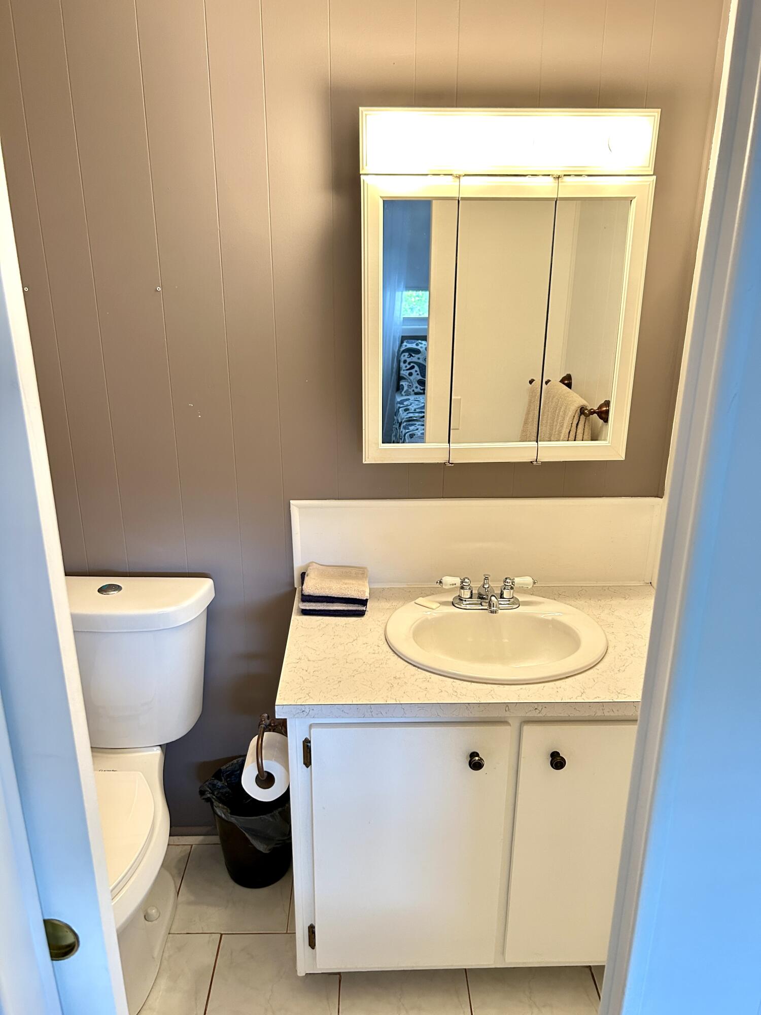3240 State Street Property Photo 17