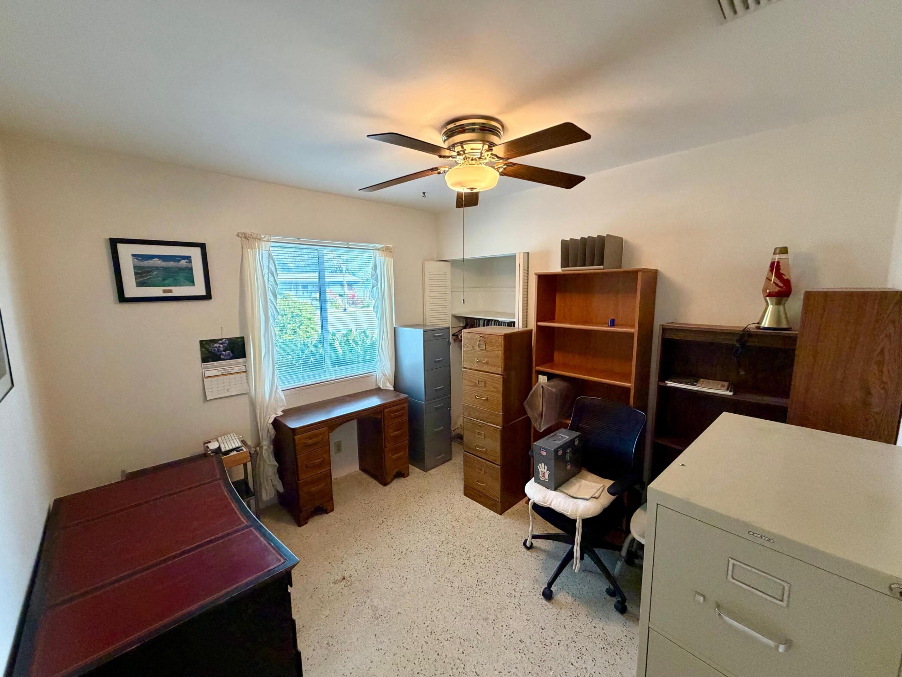 360 Forest Hill Boulevard Property Photo 6