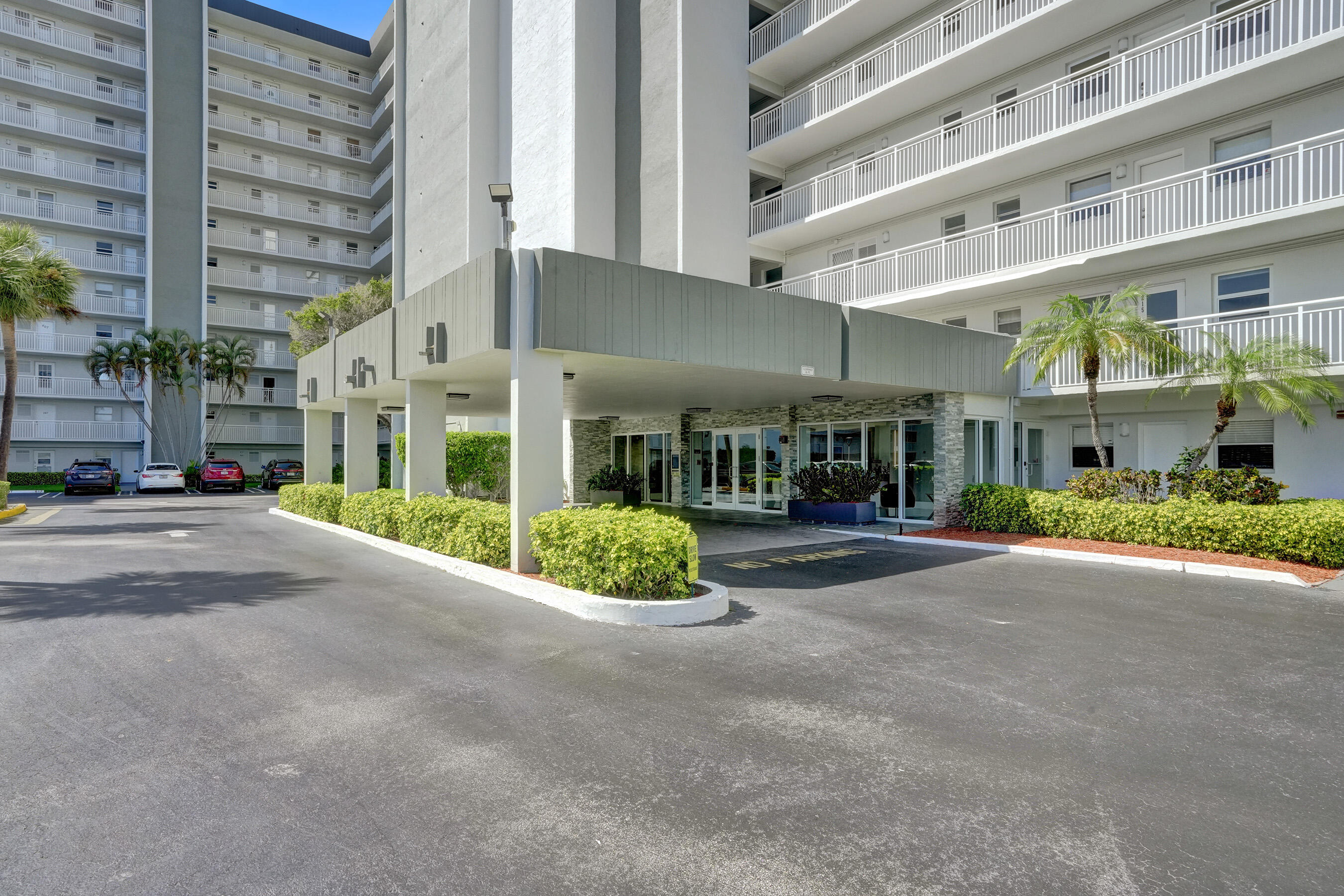 801 S Federal Highway 301 Property Photo 21