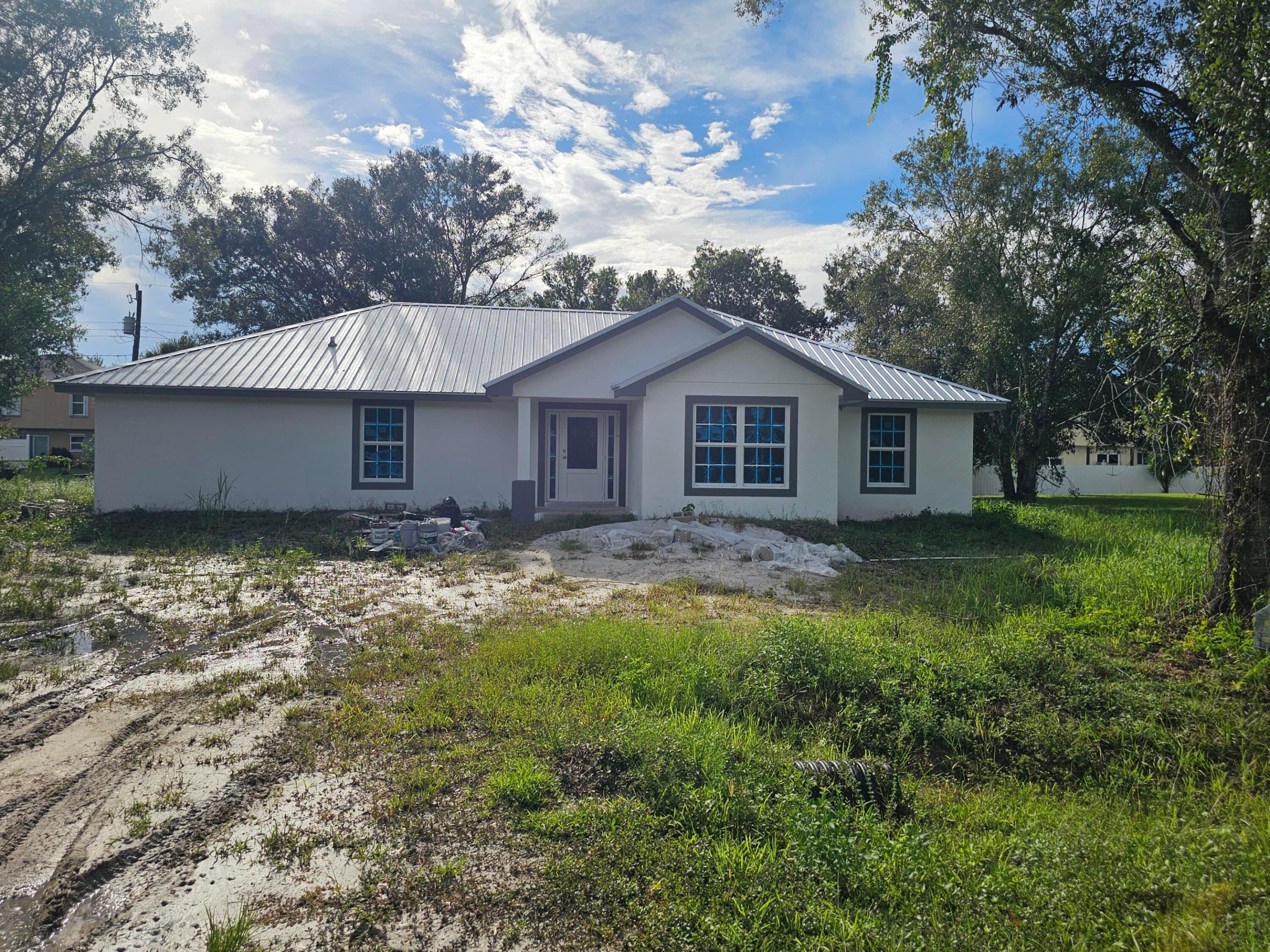 3671 Nw 16th Avenue Property Photo 2