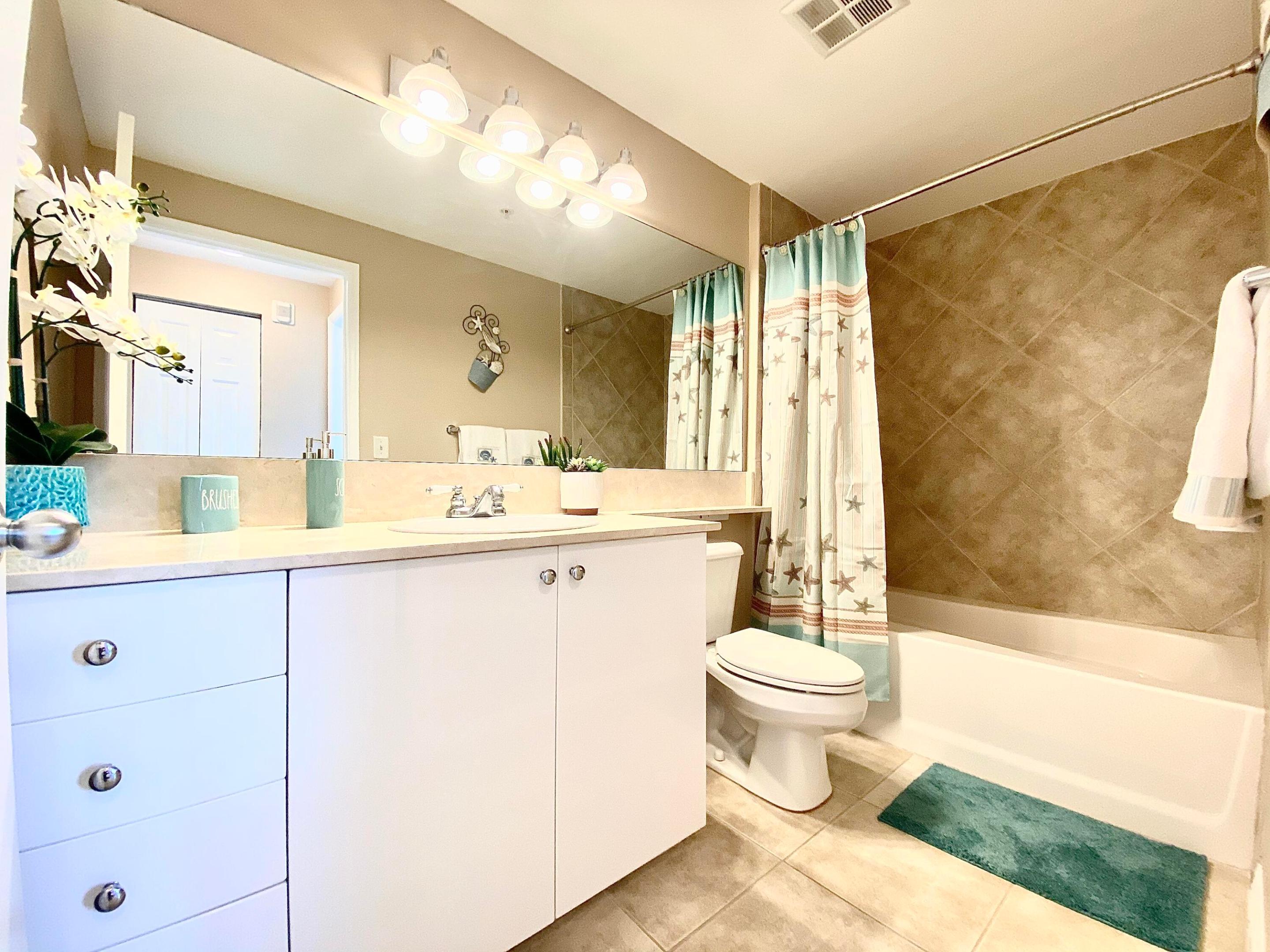 806 E Windward Way 508 Property Photo 16