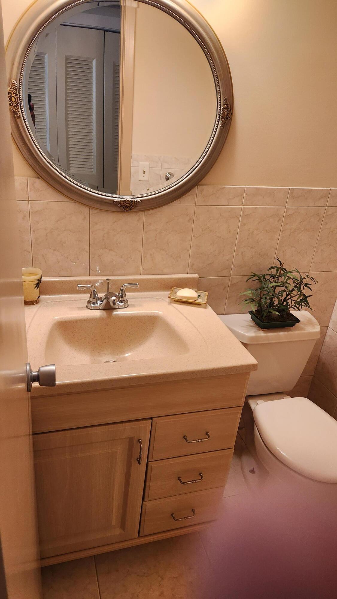 96 Andover D Property Photo 14