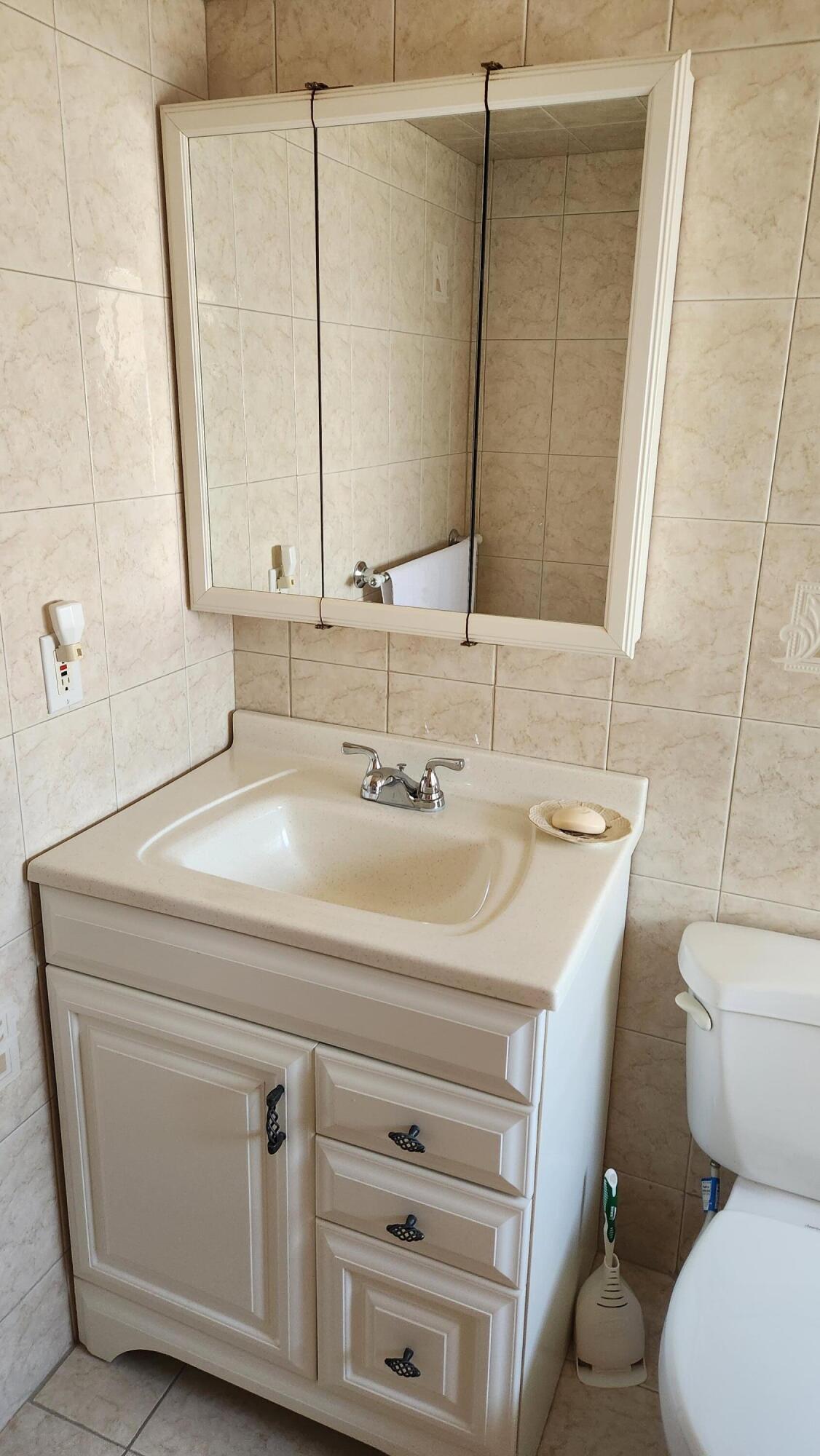 96 Andover D Property Photo 24