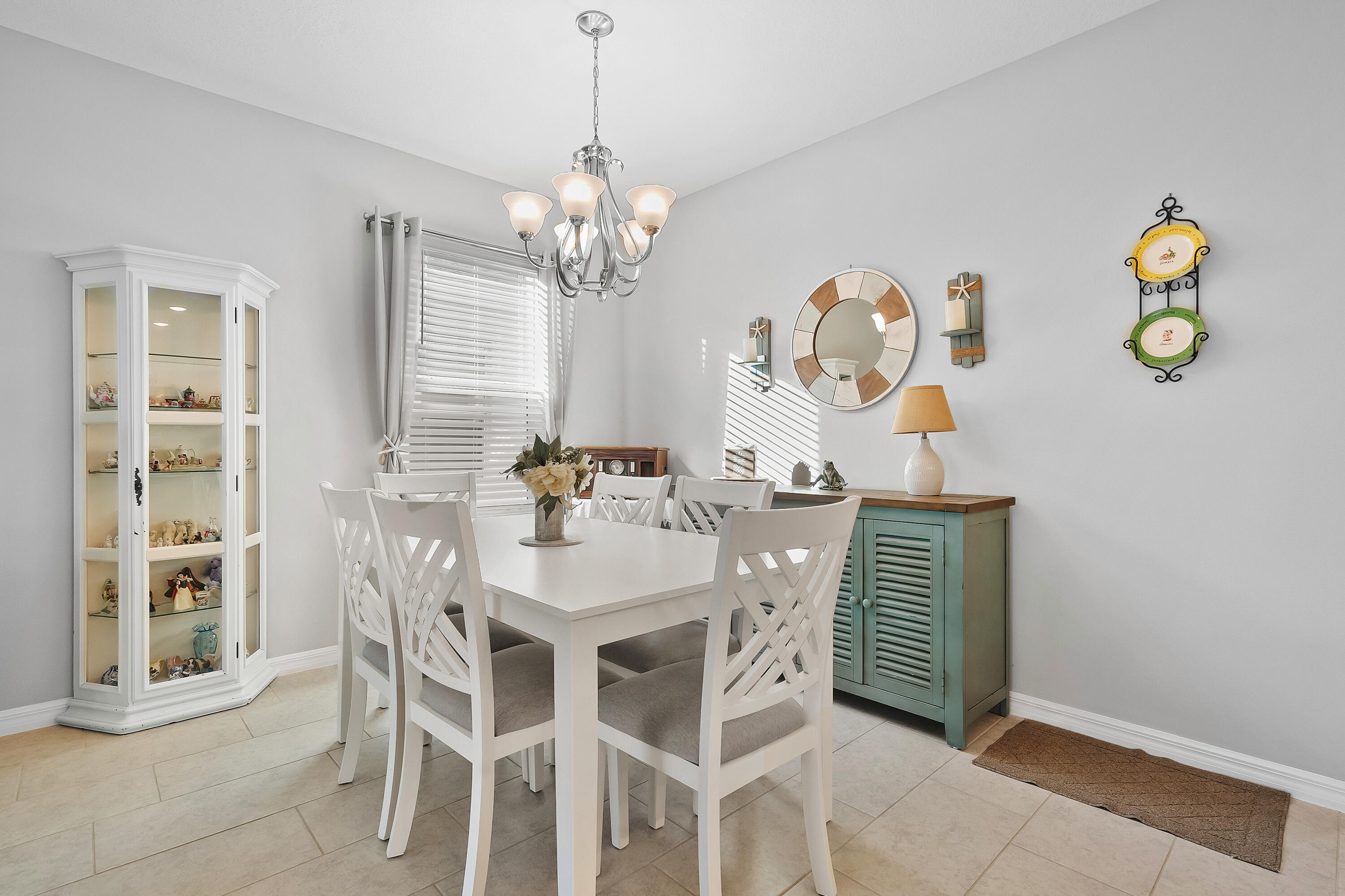 6187 Red Maple Manor Property Photo 10