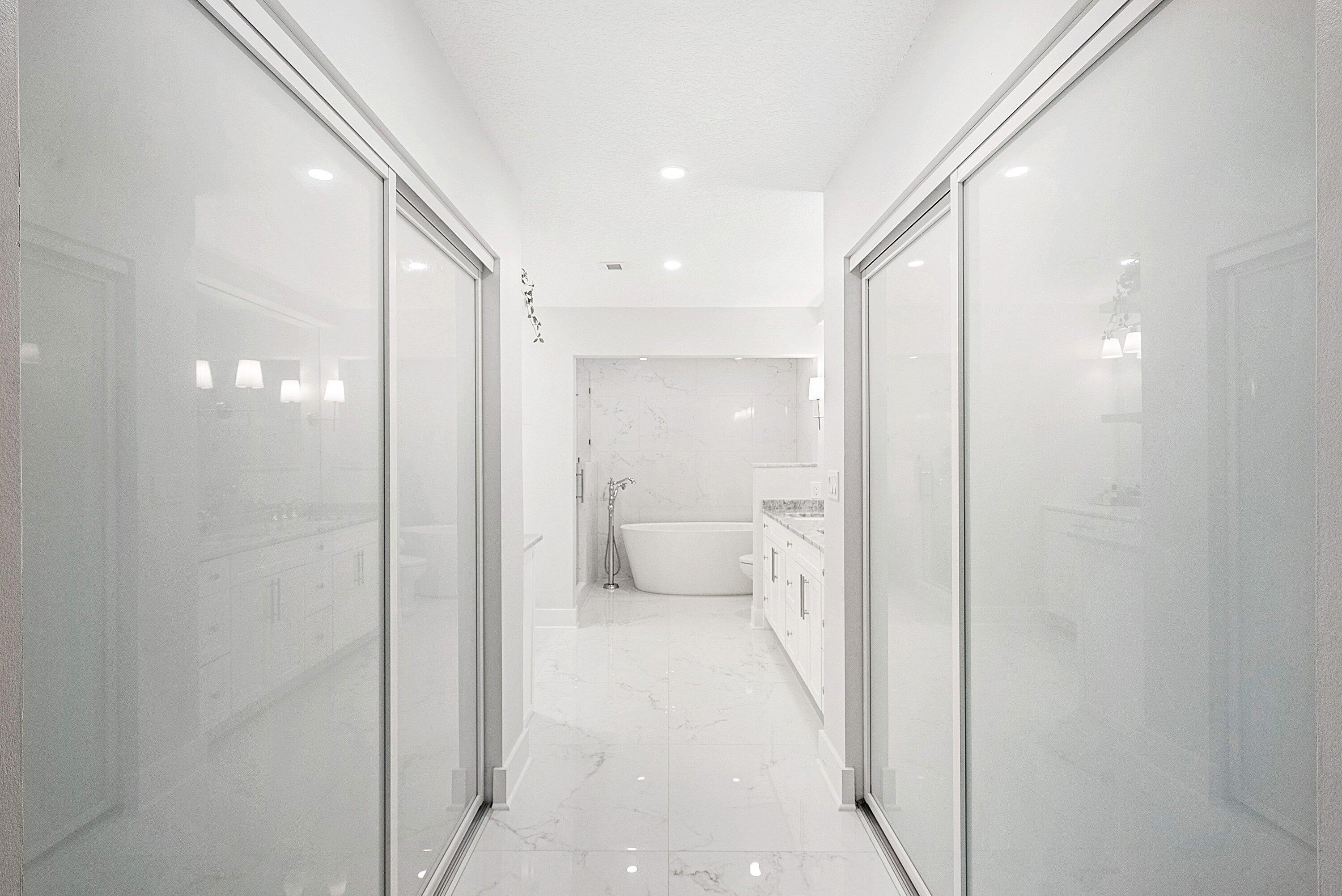 23373 Water Circle Property Photo 15