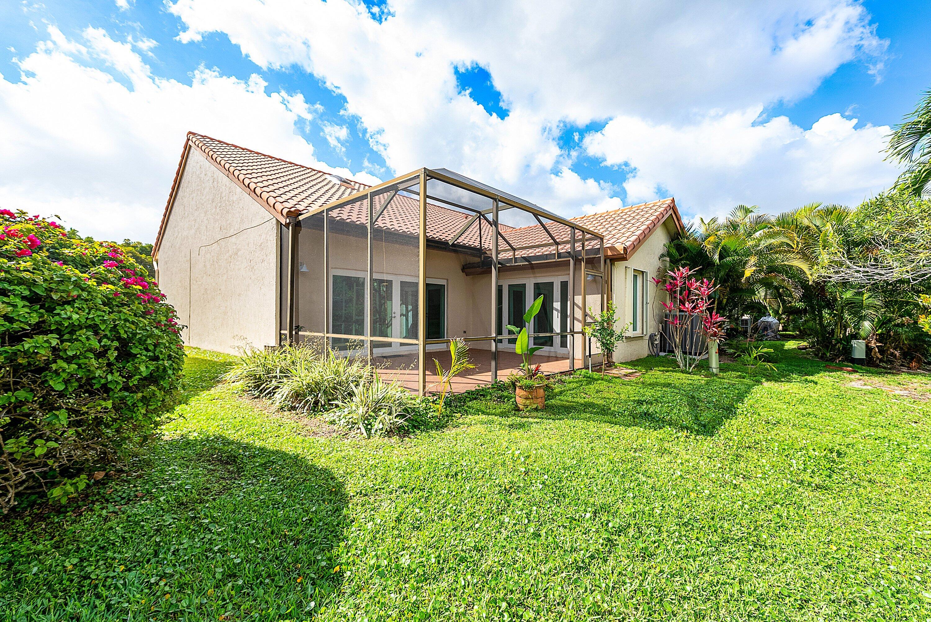 23373 Water Circle Property Photo 18