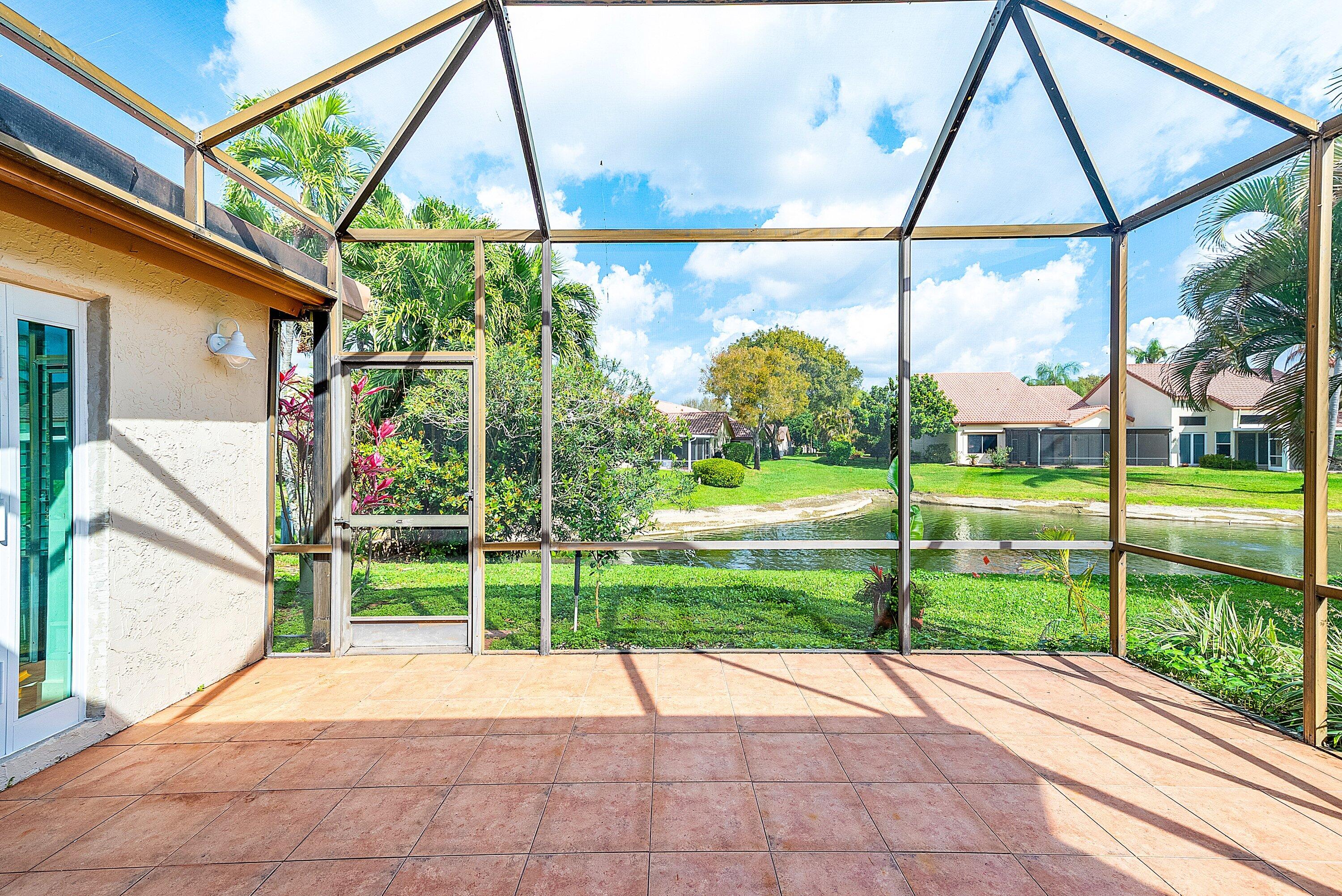 23373 Water Circle Property Photo 31