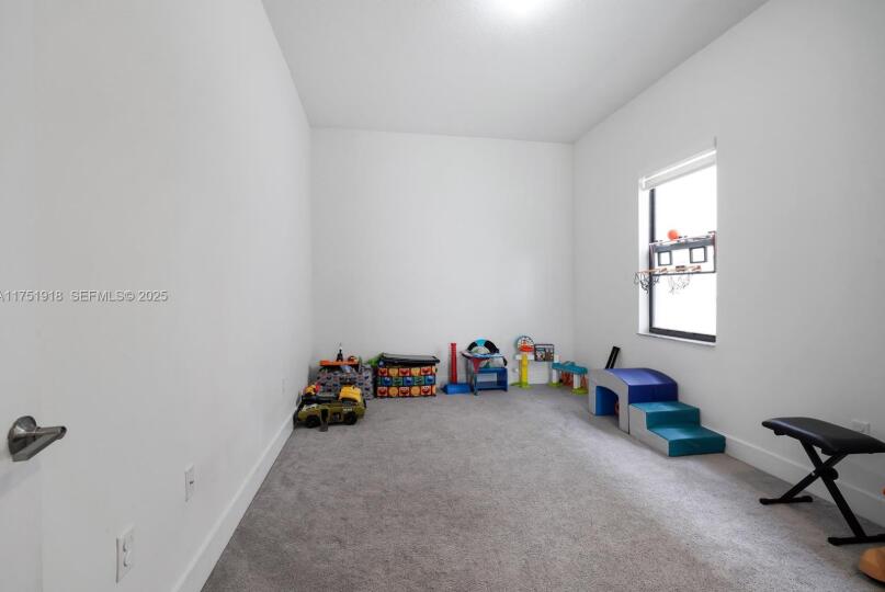 17325 Sw 41 Street Property Photo 15