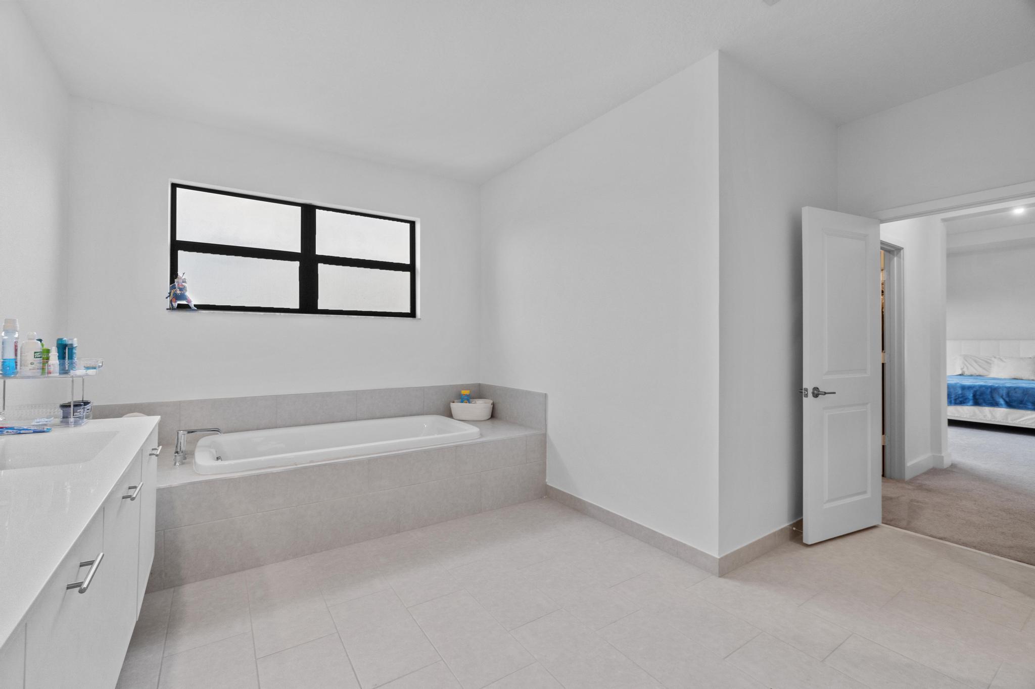17325 Sw 41 Street Property Photo 24