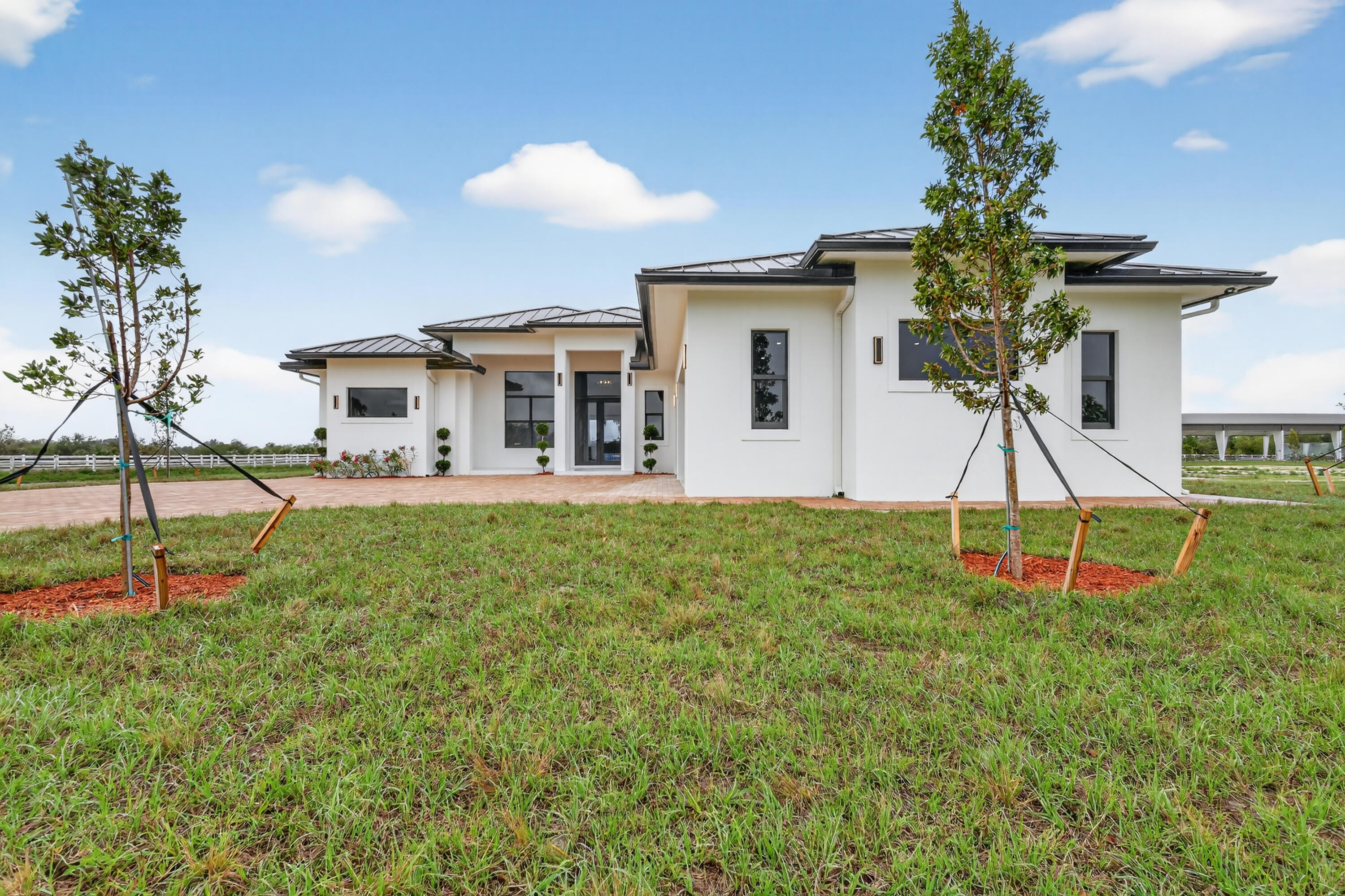3644 Frog Holw Property Photo 2