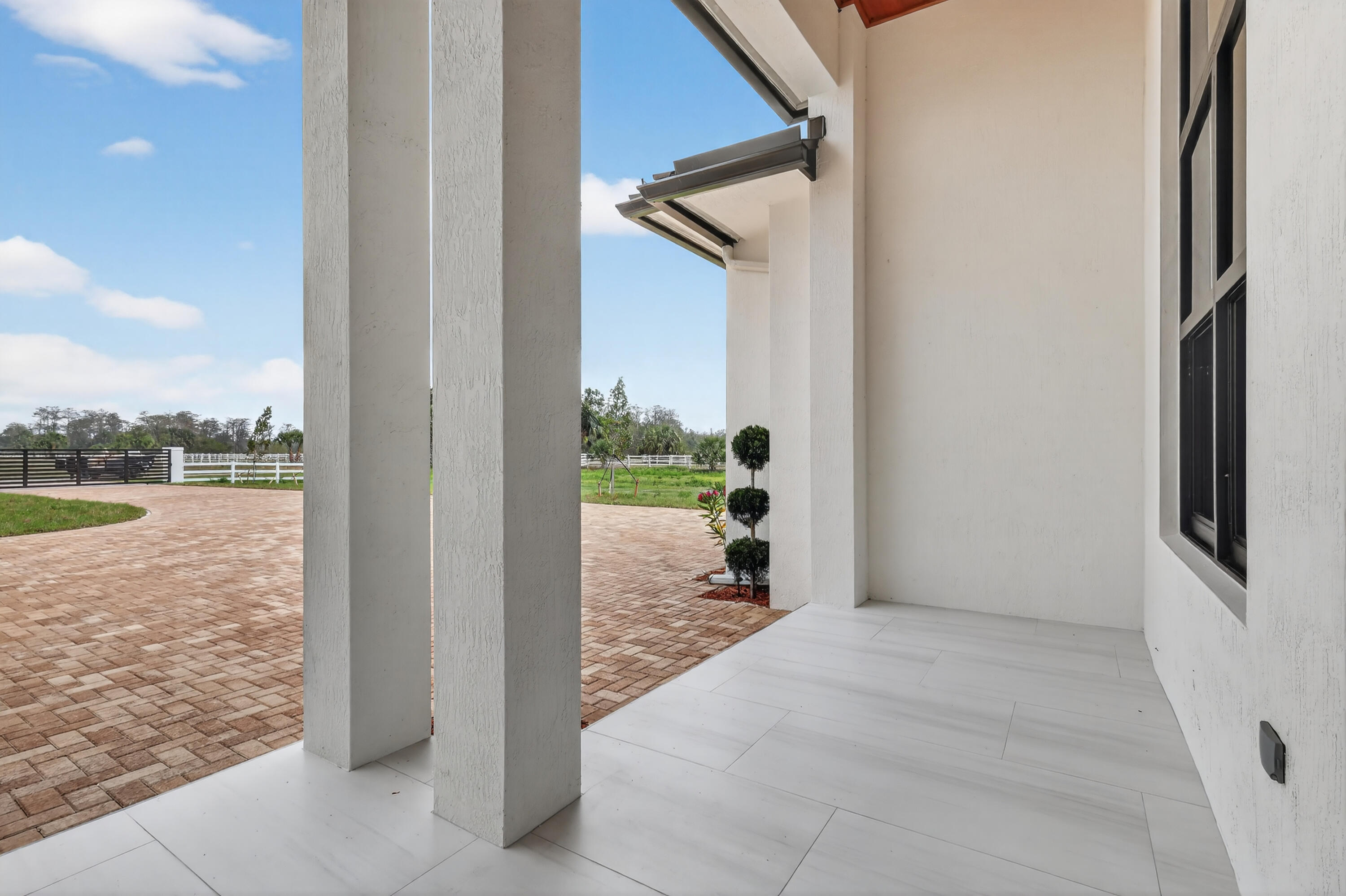 3644 Frog Holw Property Photo 6