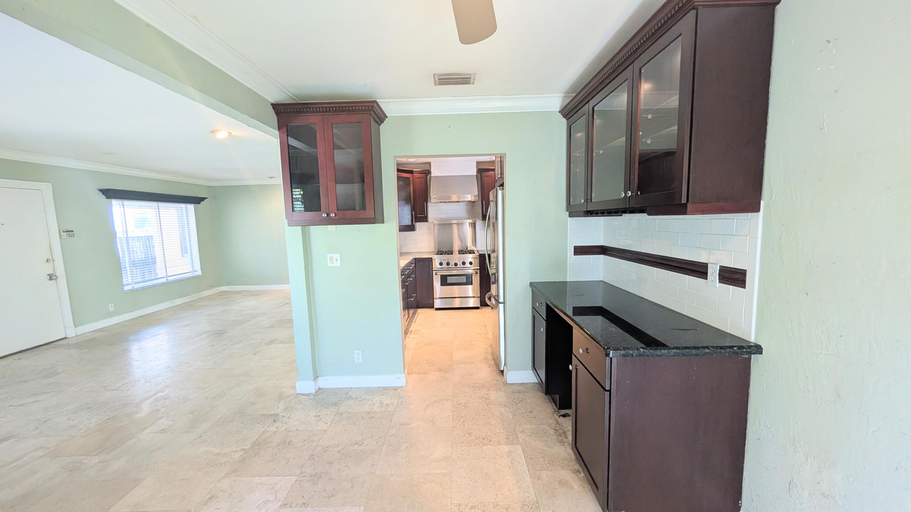1626 Tyler Street Property Photo 6