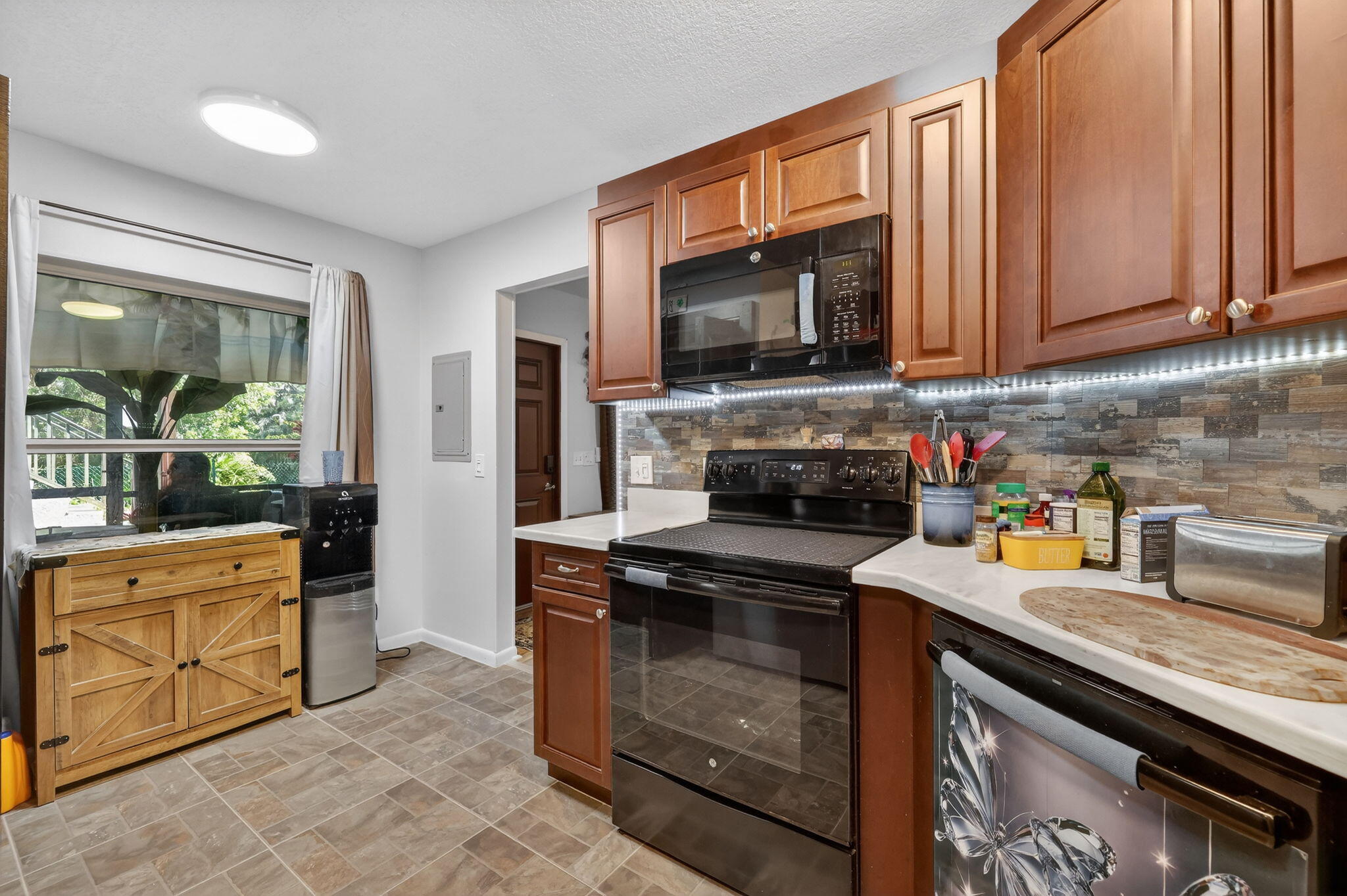 6531 Se Federal Highway H1-103 Property Photo 10