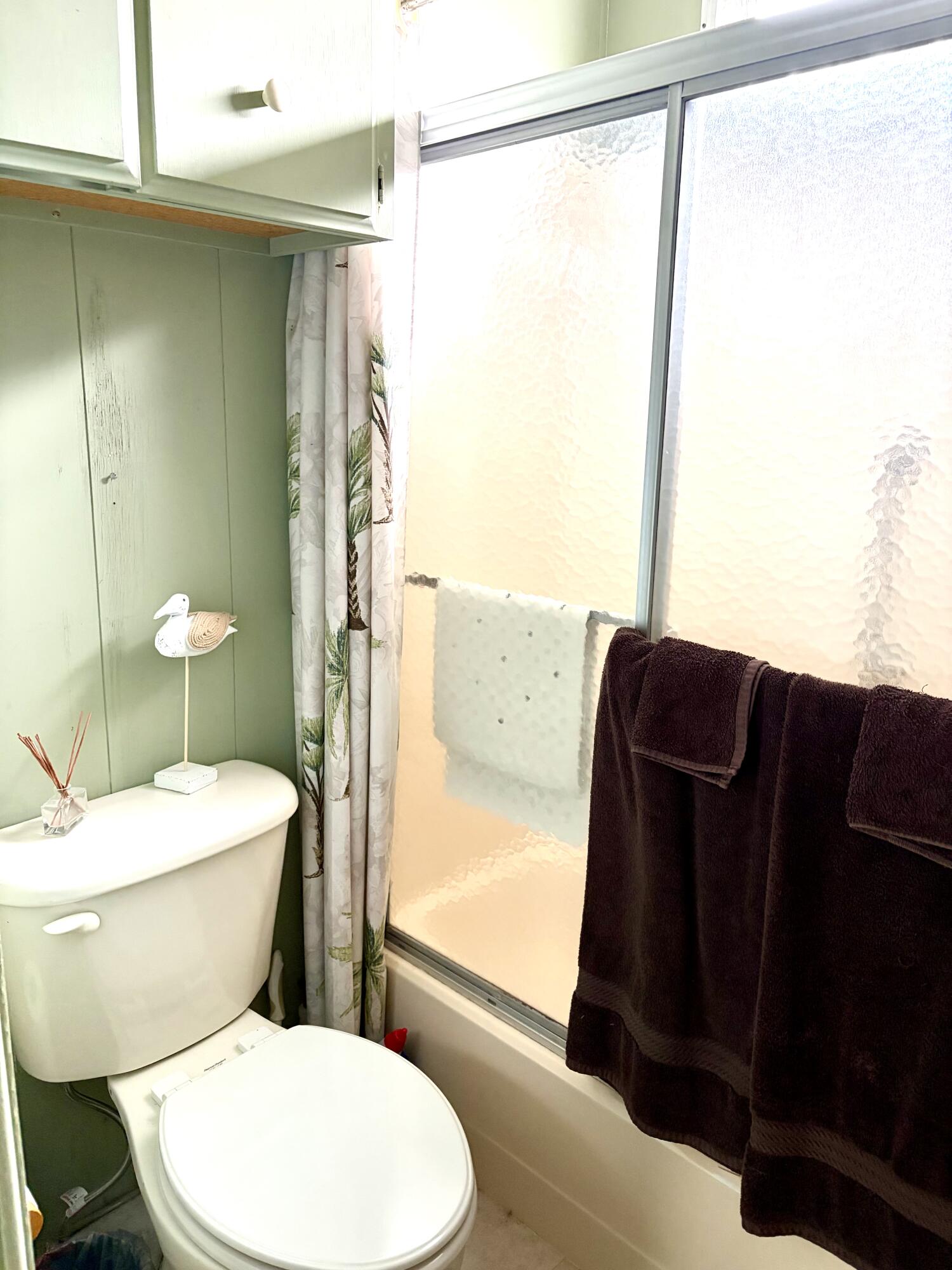 129 E Caribbean Property Photo 18
